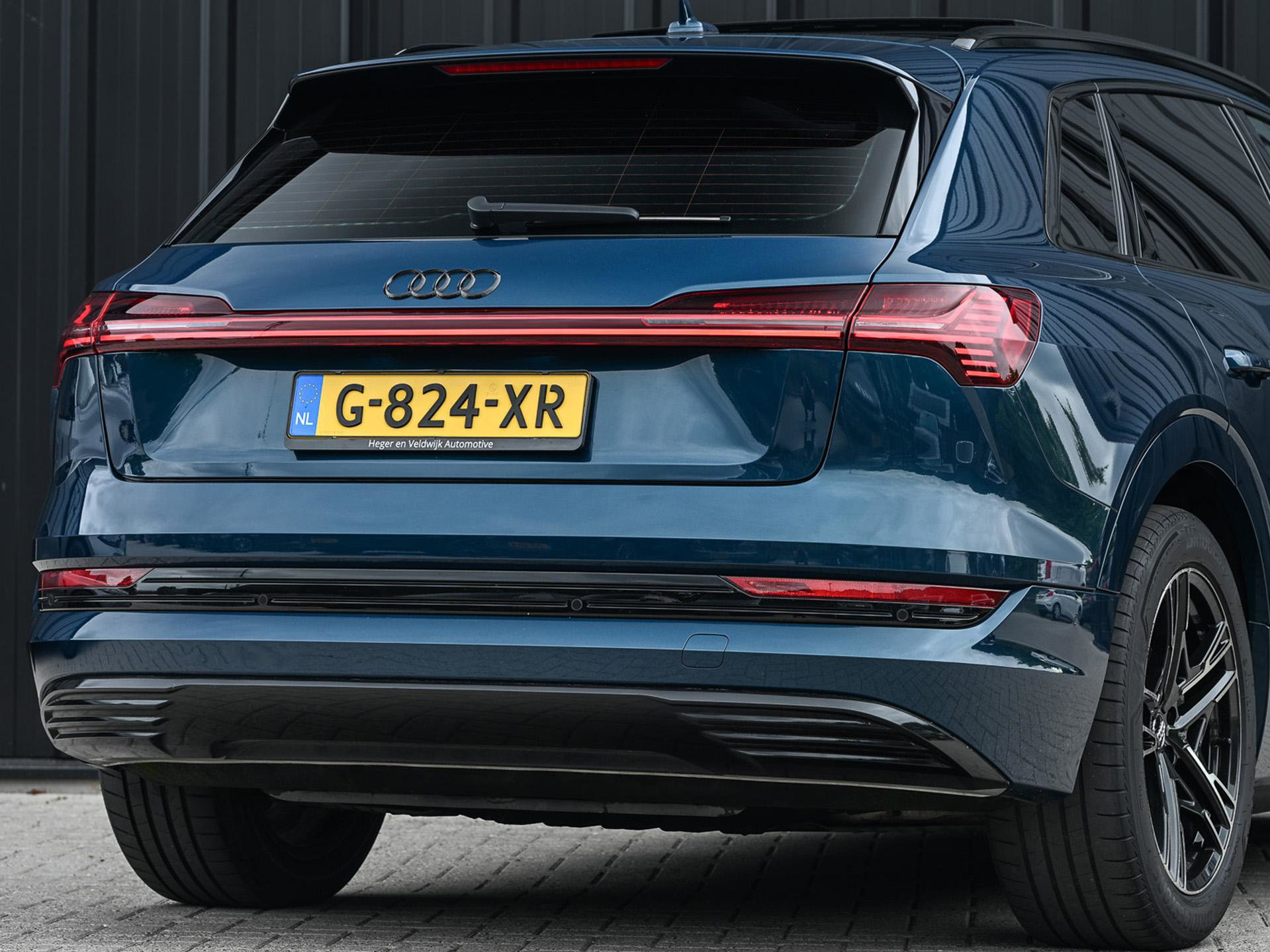 Audi e-tron - 25