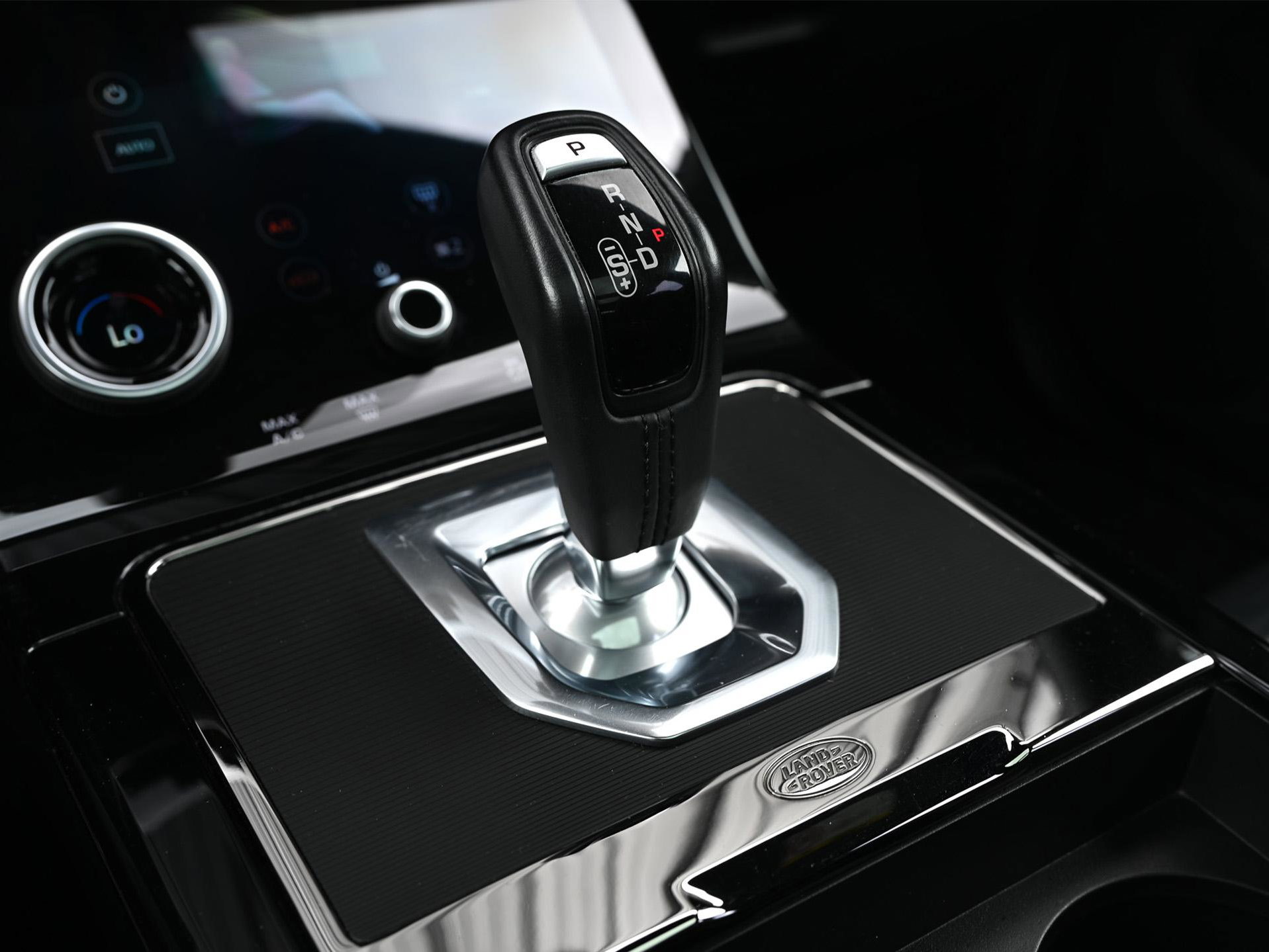 Land Rover Range Rover Evoque - 21