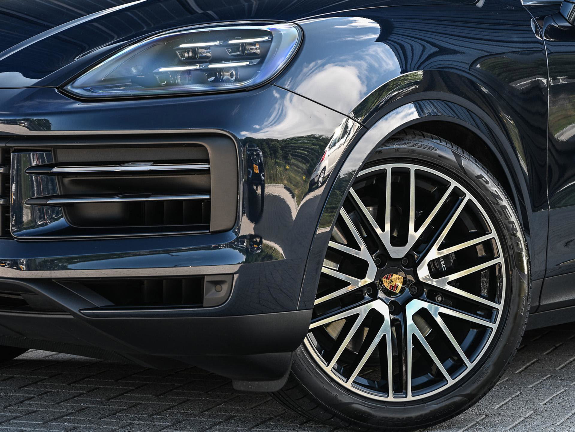 Porsche Cayenne - 9