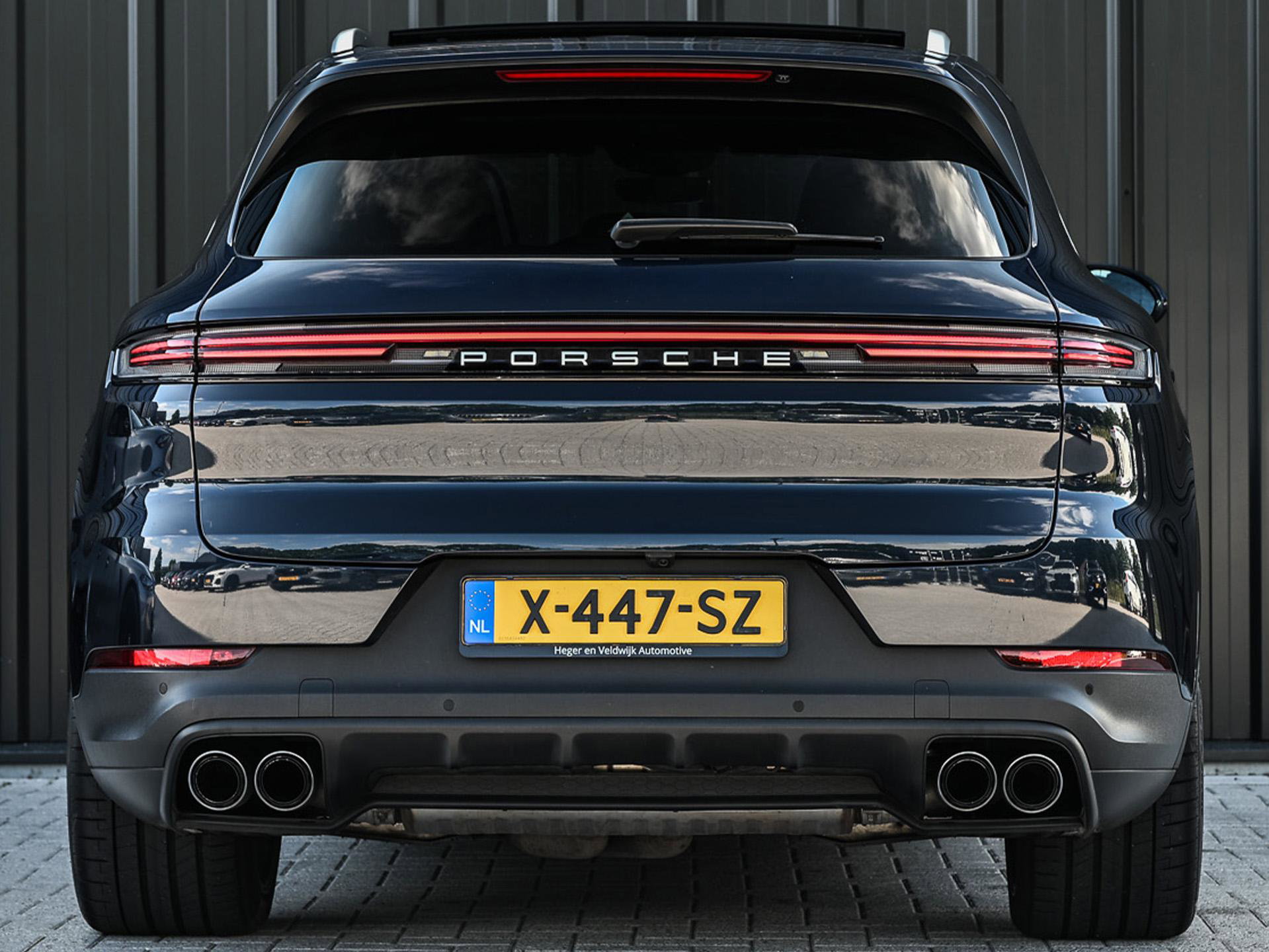 Porsche Cayenne - 19