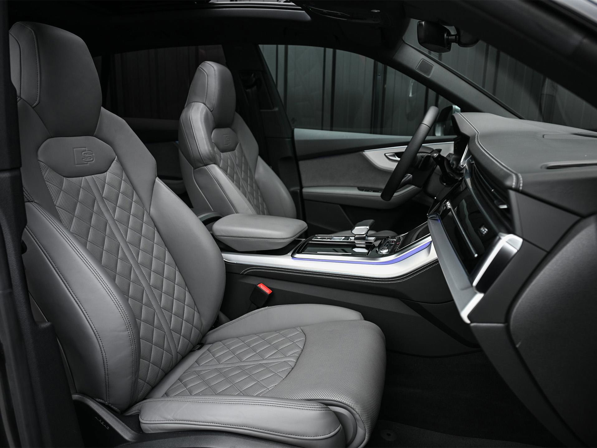 Audi Q8 - 15