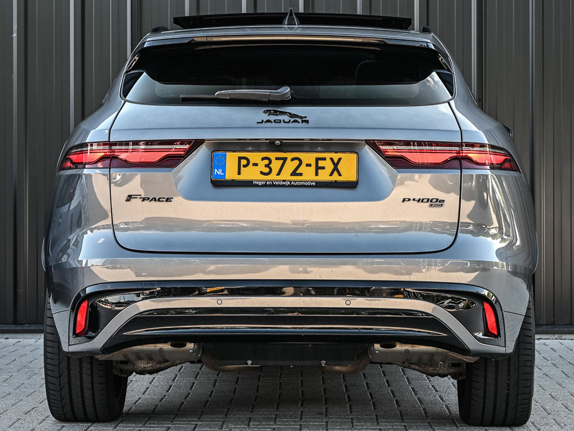 Jaguar F-Pace - 15