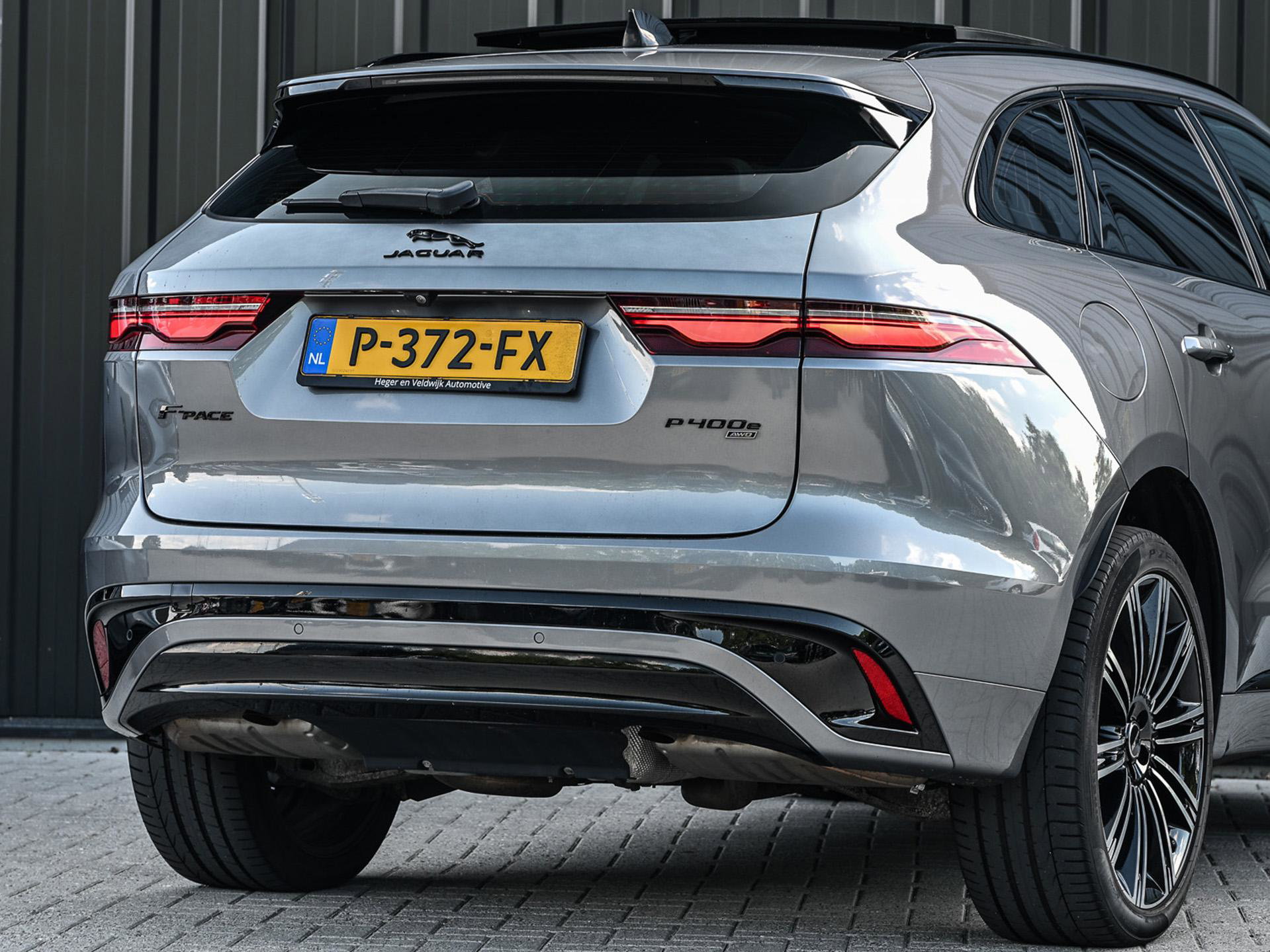 Jaguar F-Pace - 31