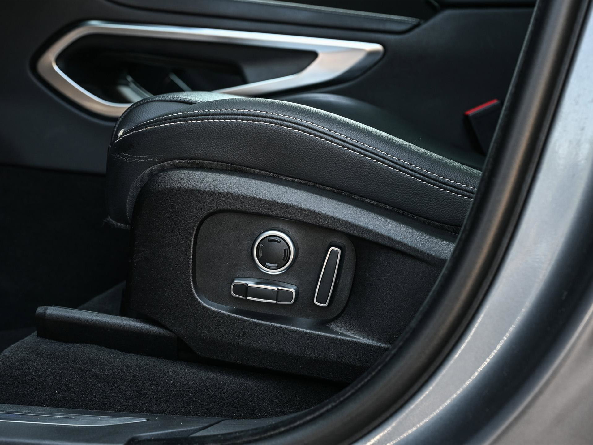 Jaguar F-Pace - 4