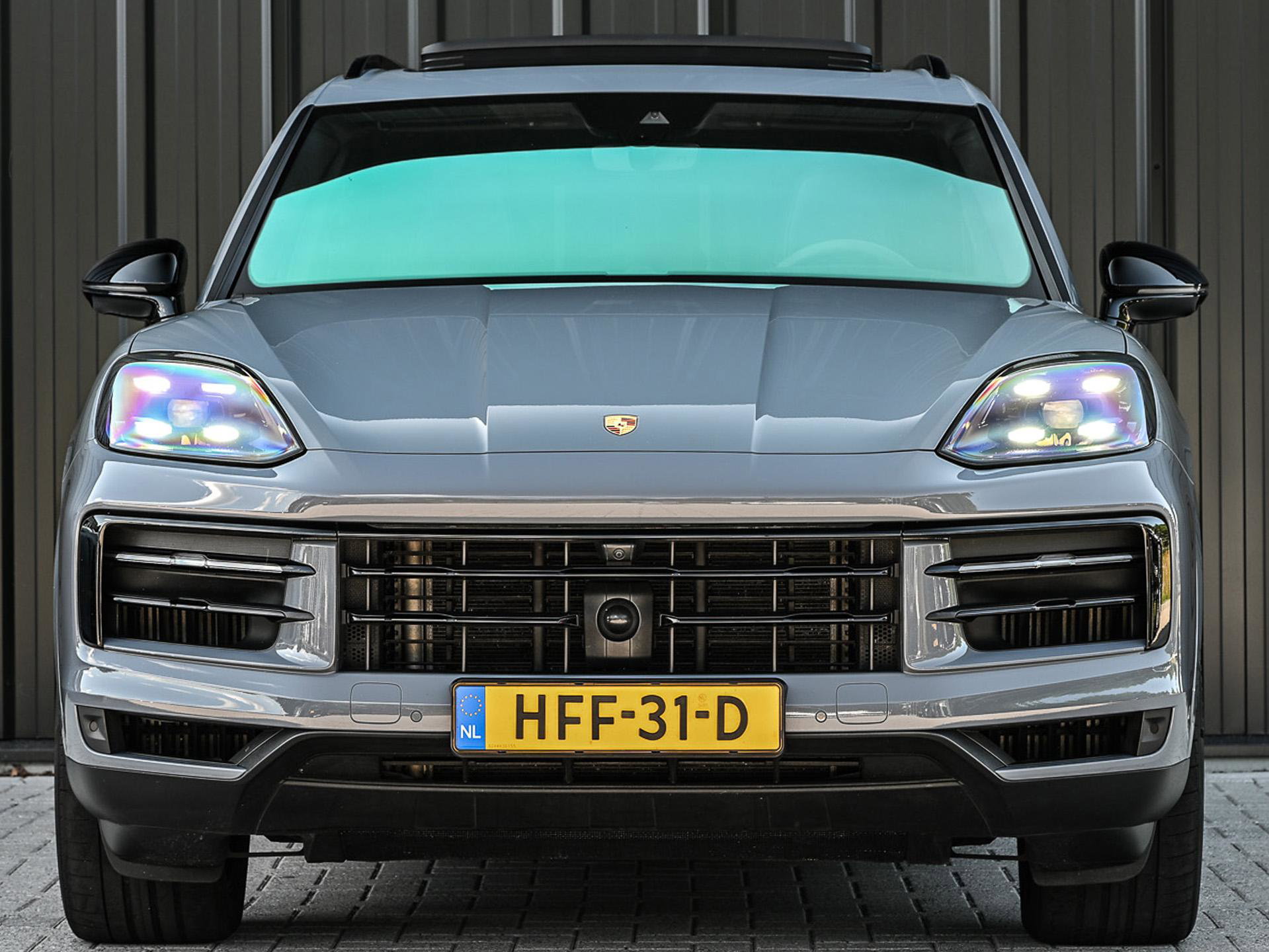 Porsche Cayenne - 19