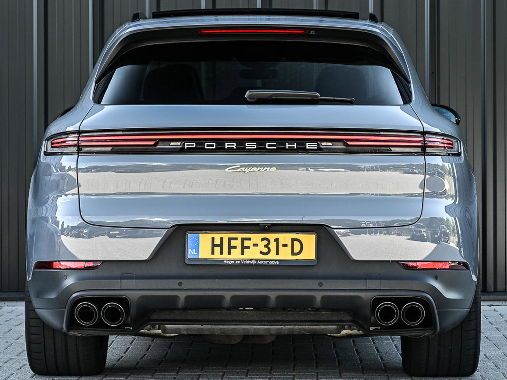 Porsche Cayenne - 20