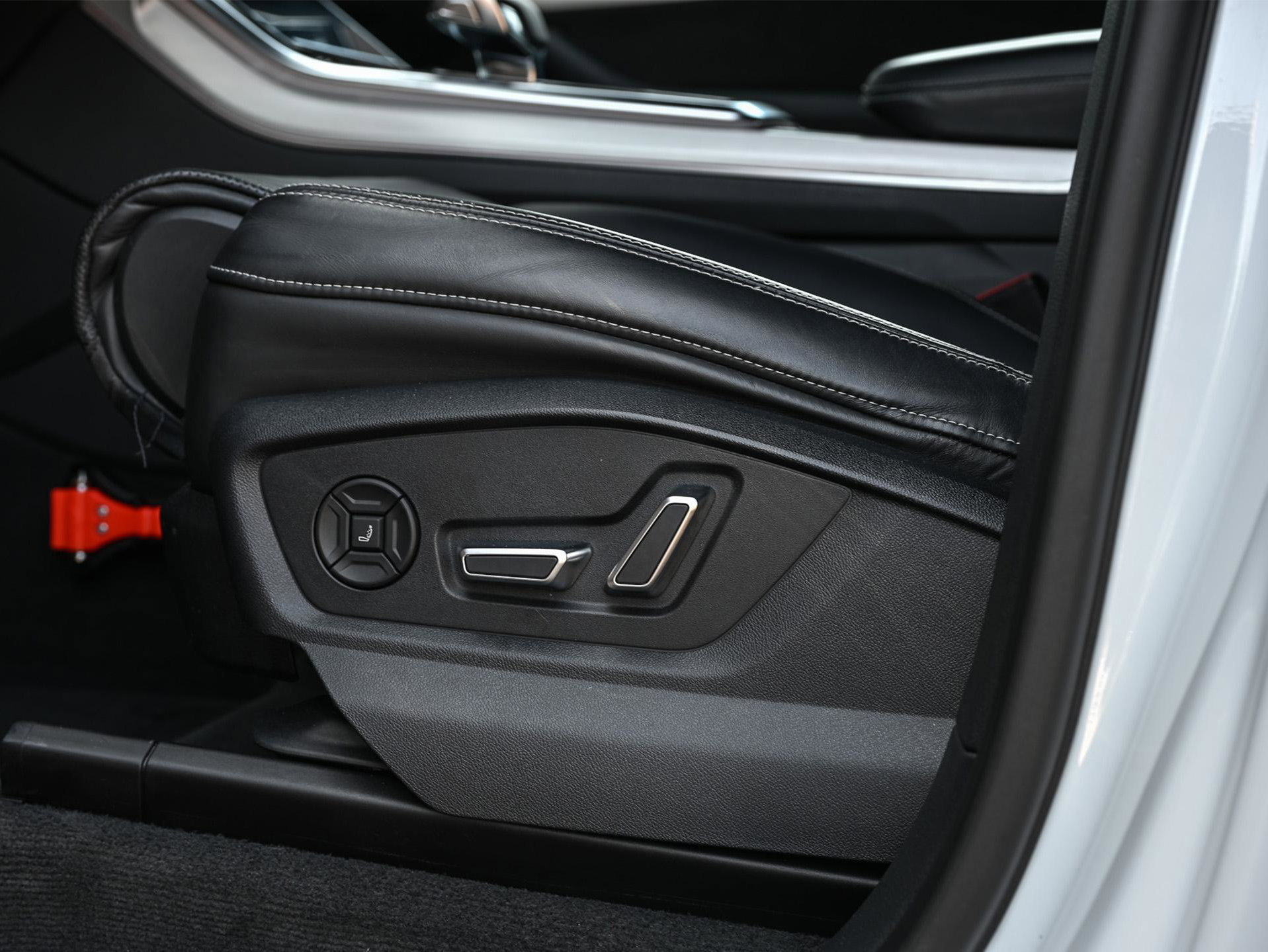 Audi Q8 - 13