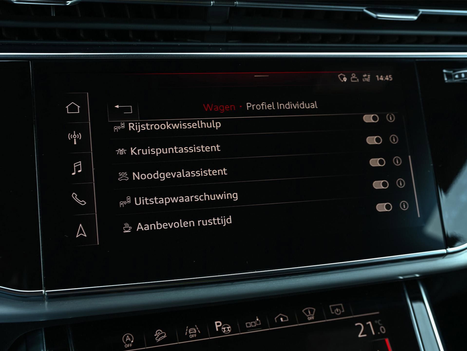 Audi Q8 - 21