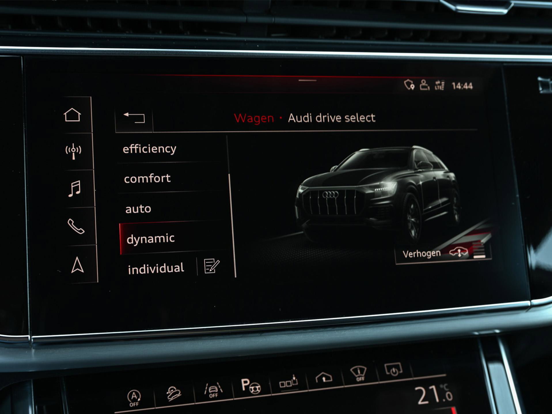 Audi Q8 - 6