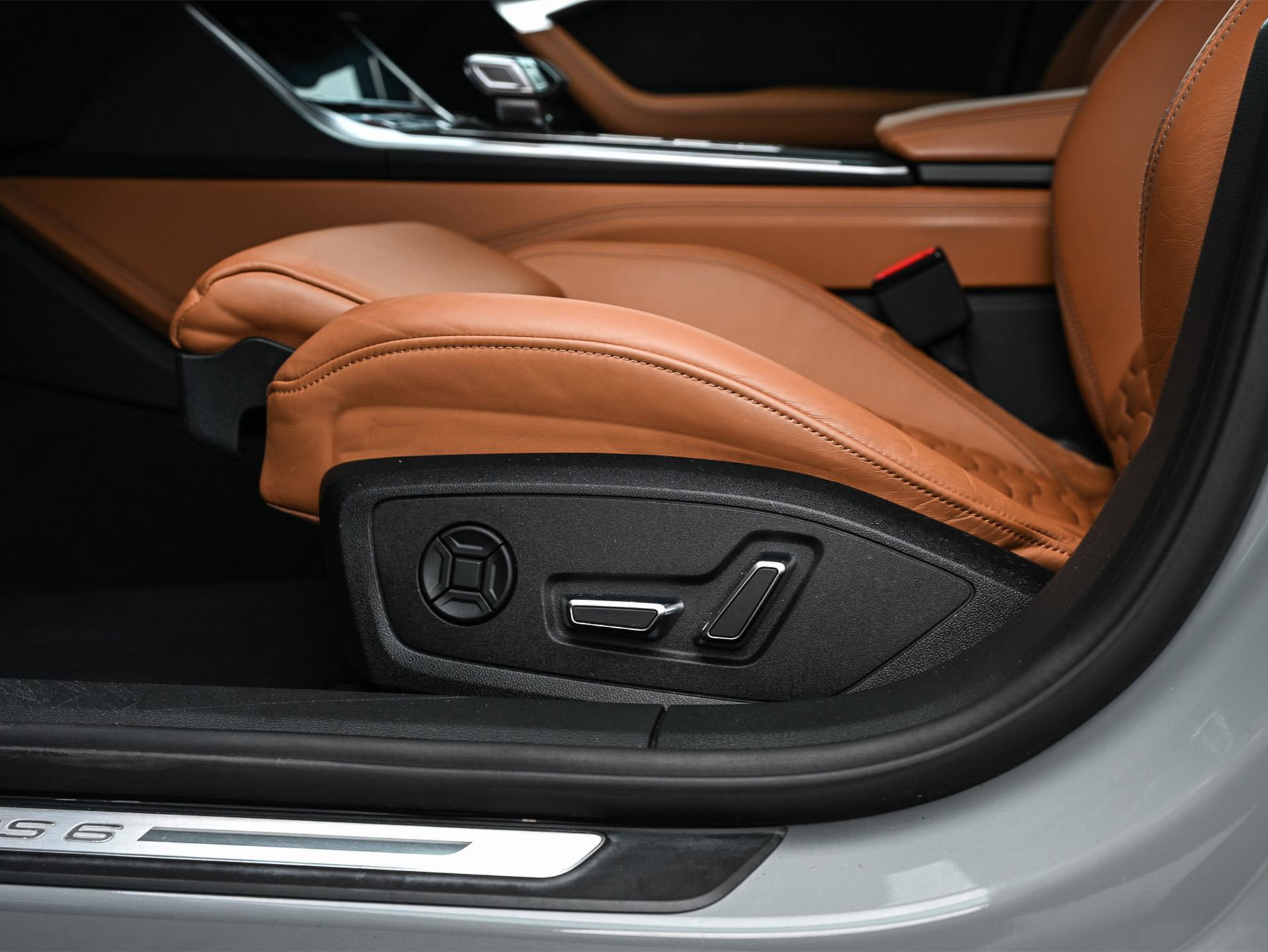 Audi A6 - 14