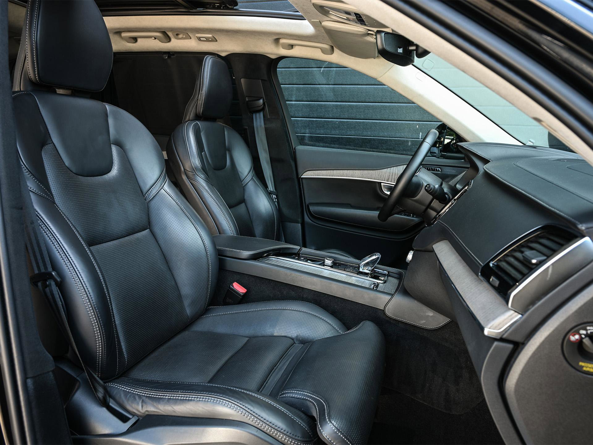 Volvo XC90 - 10