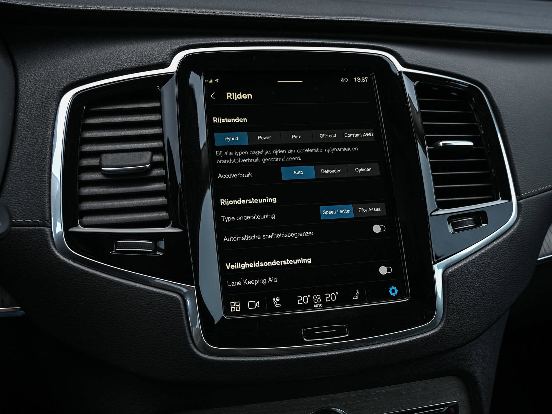 Volvo XC90 - 13
