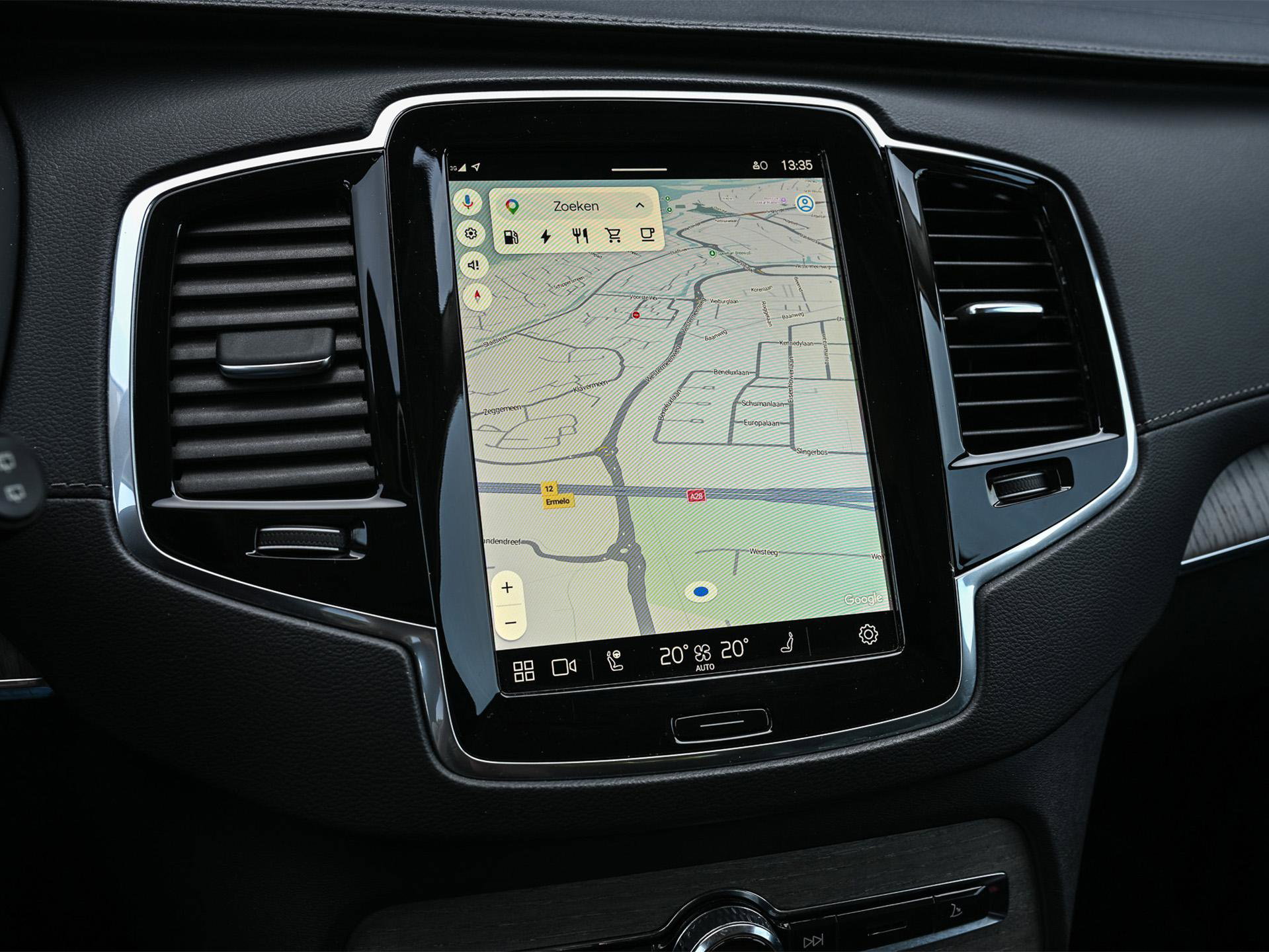 Volvo XC90 - 15