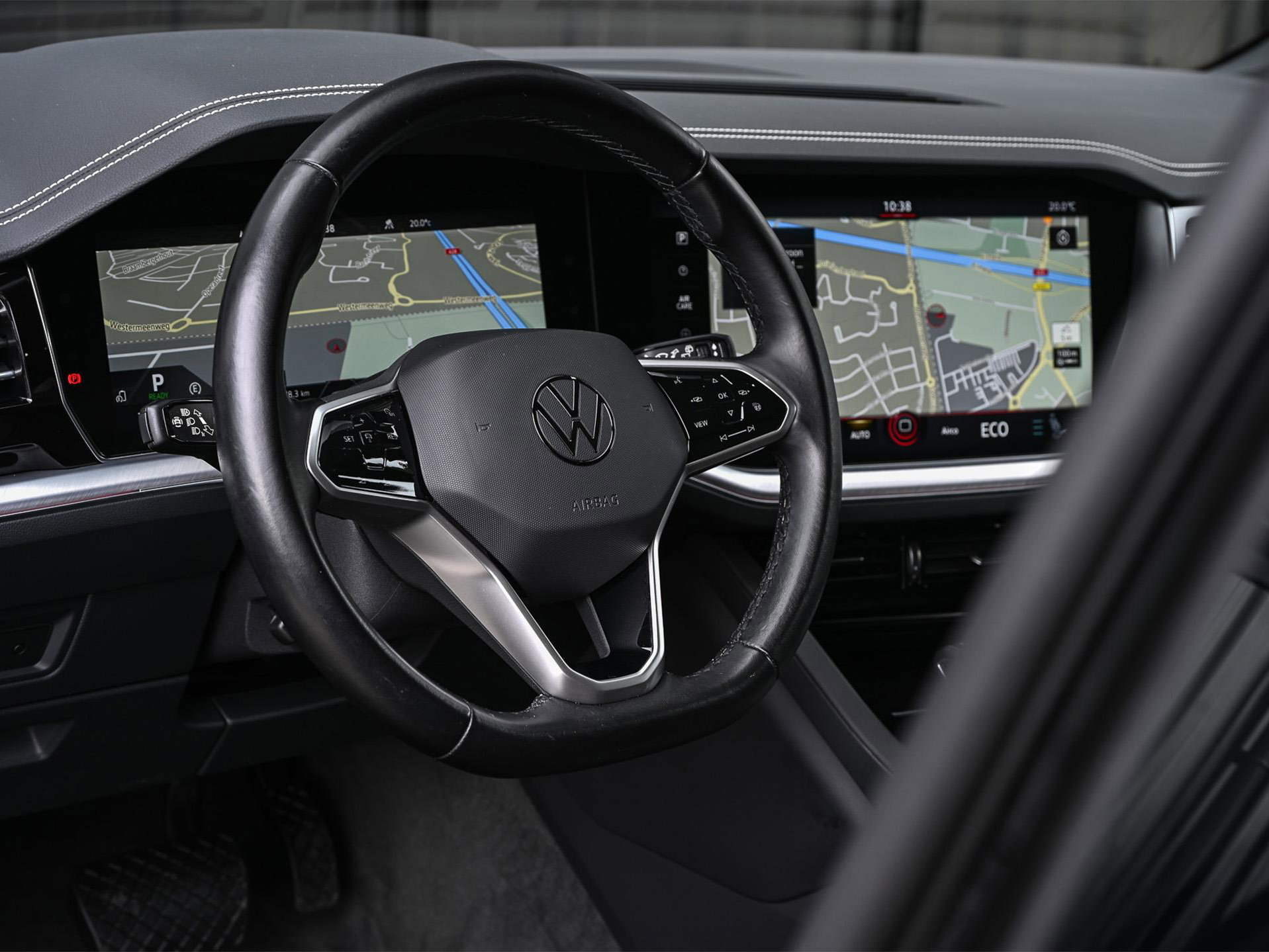 Volkswagen Touareg - 29