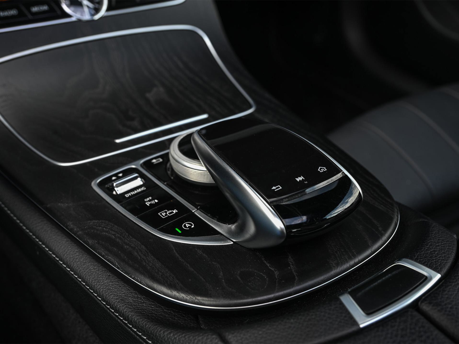 Mercedes-Benz E-Klasse - 25