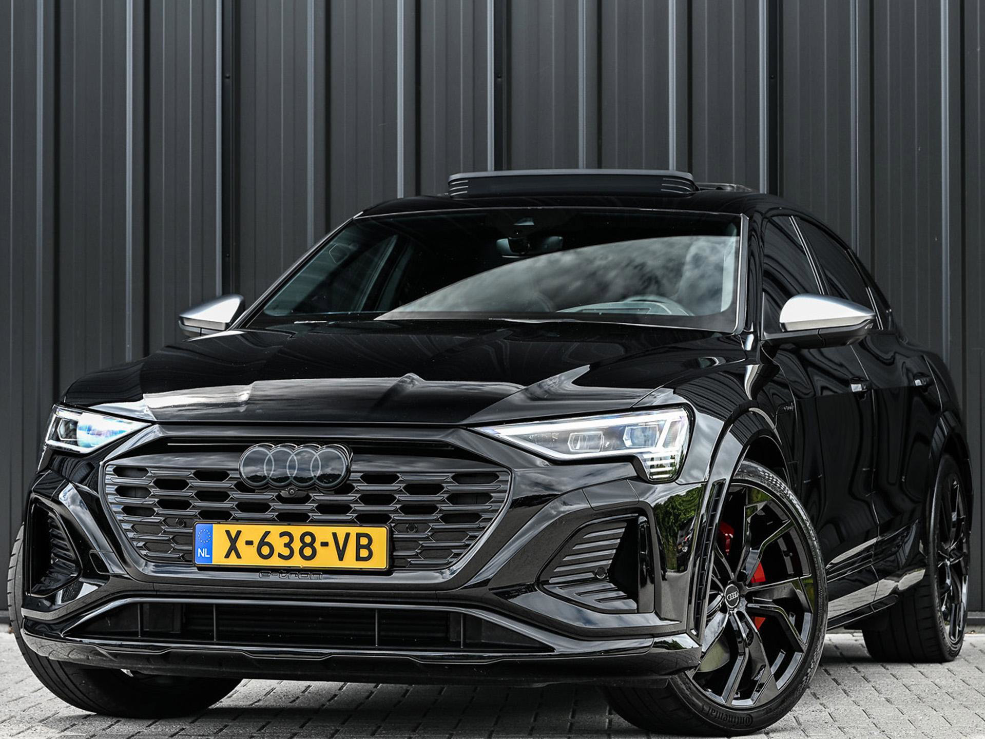 Audi Q8 Sportback e-tron - 0