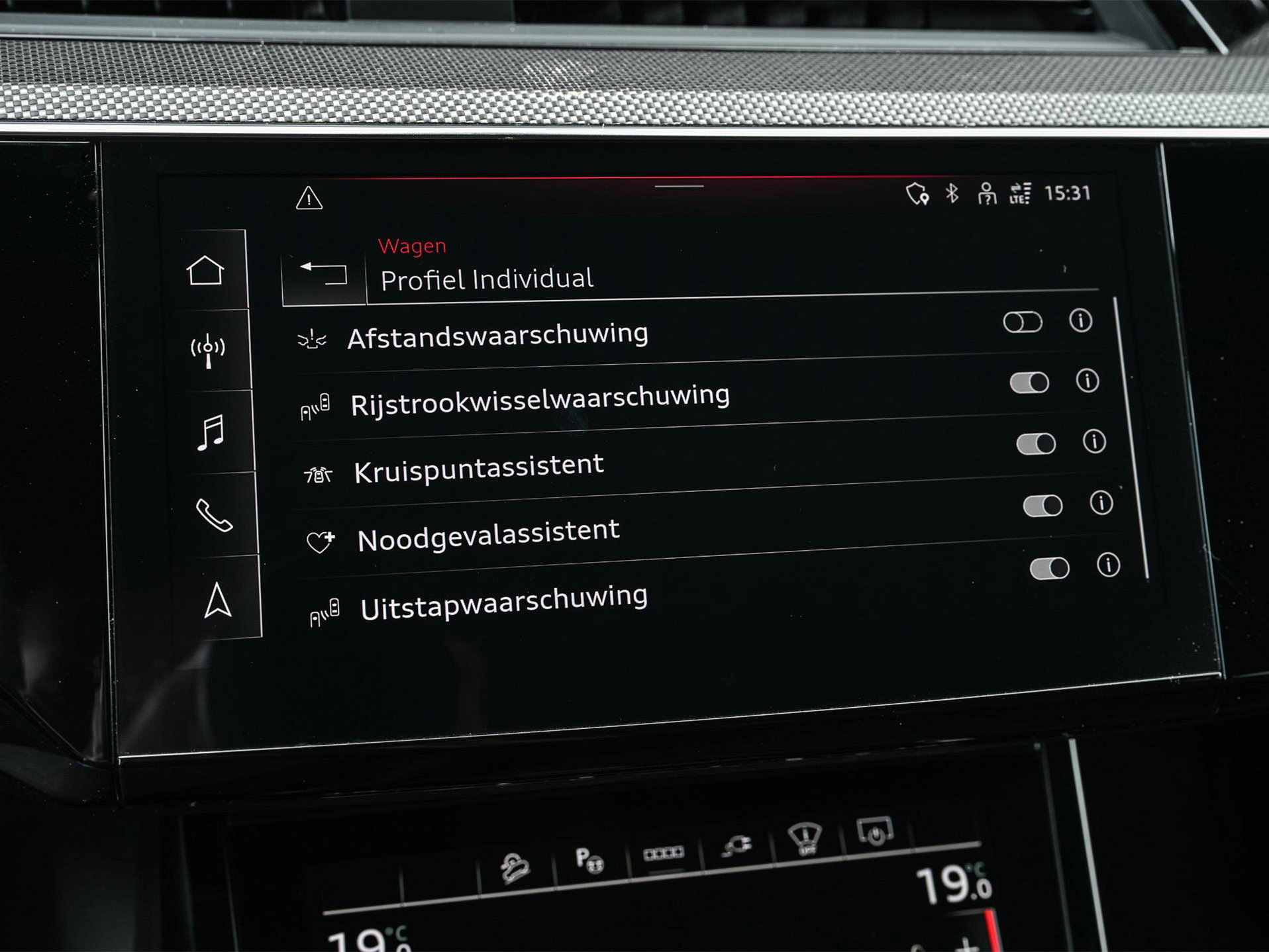 Audi Q8 Sportback e-tron - 16