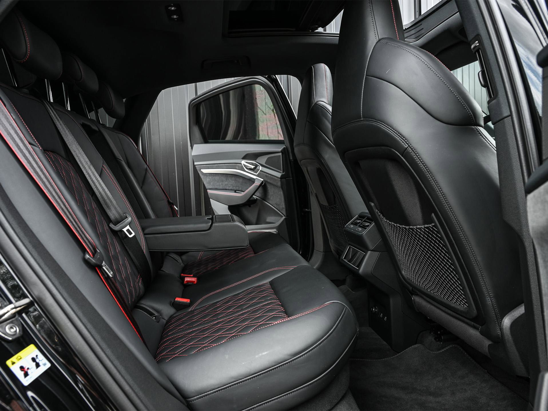Audi Q8 Sportback e-tron - 35