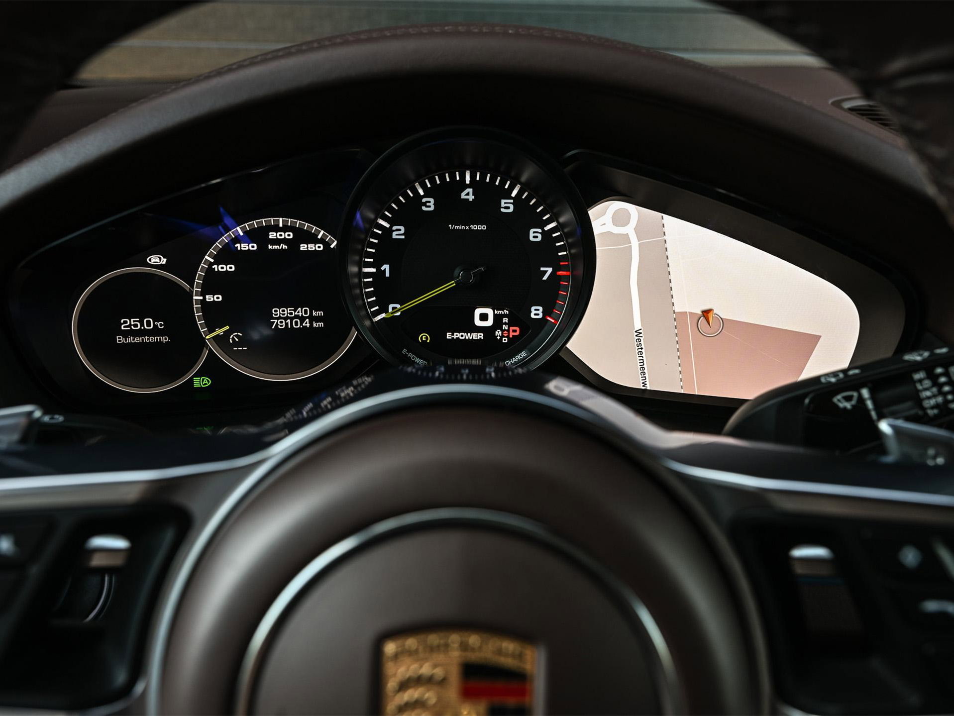 Porsche Cayenne - 28