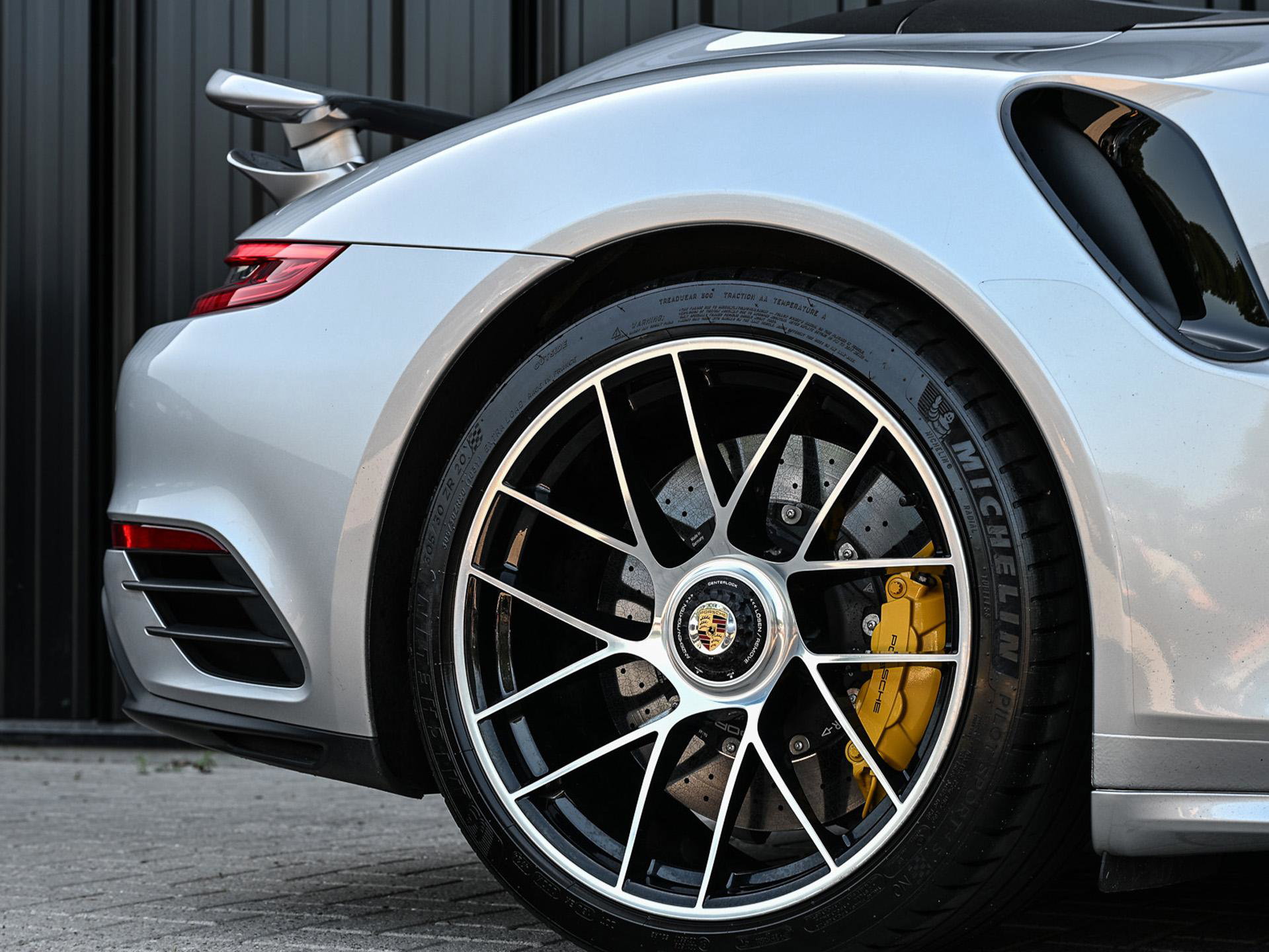 Porsche 911 - 11