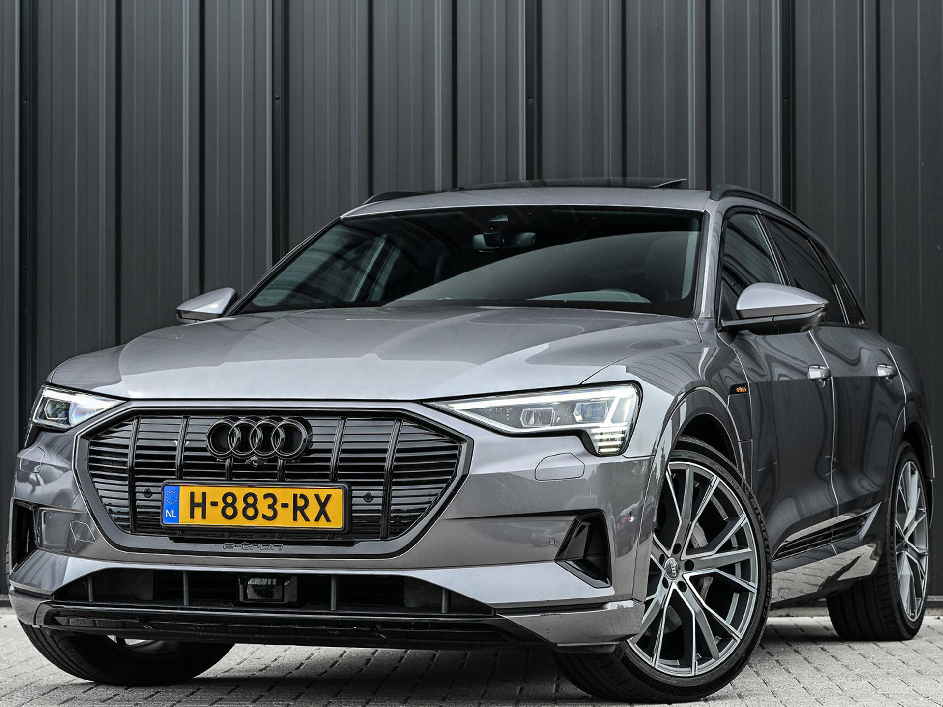 Audi e-tron - 0
