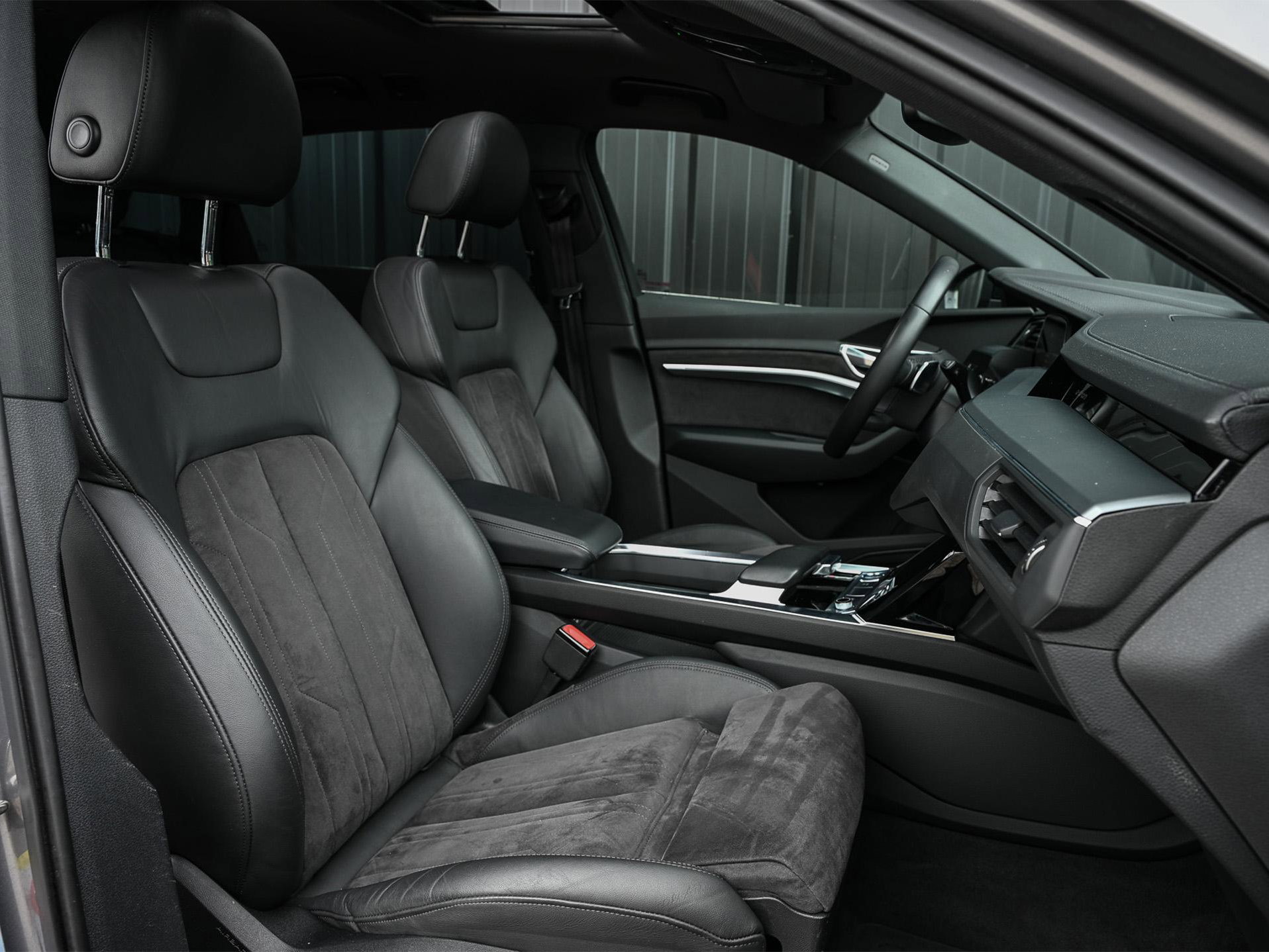 Audi e-tron - 10
