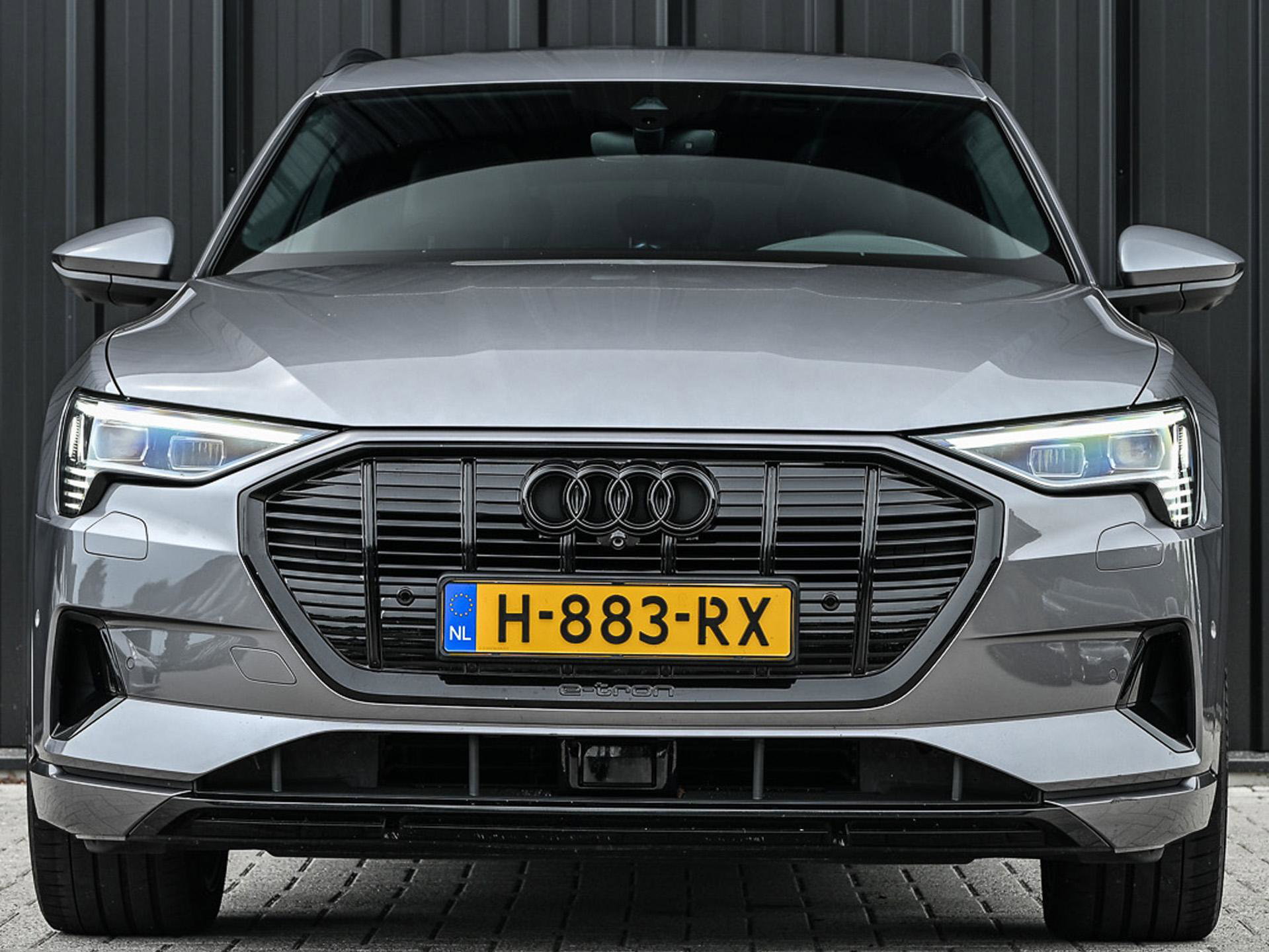 Audi e-tron - 15