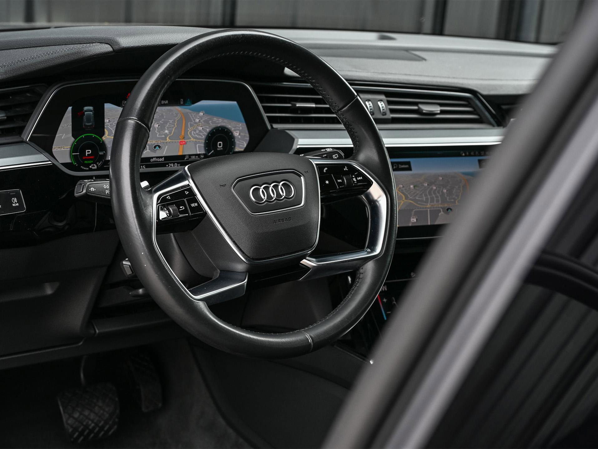 Audi e-tron - 19
