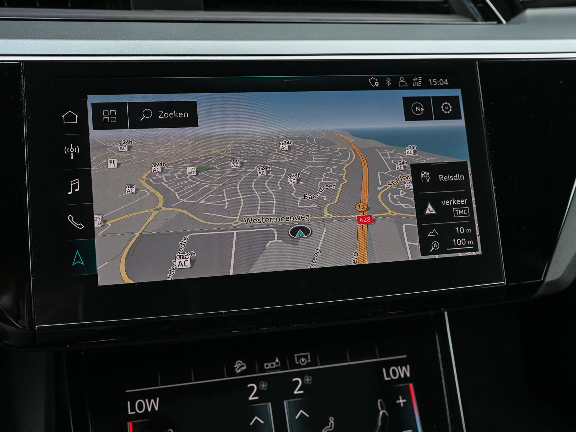 Audi e-tron - 21
