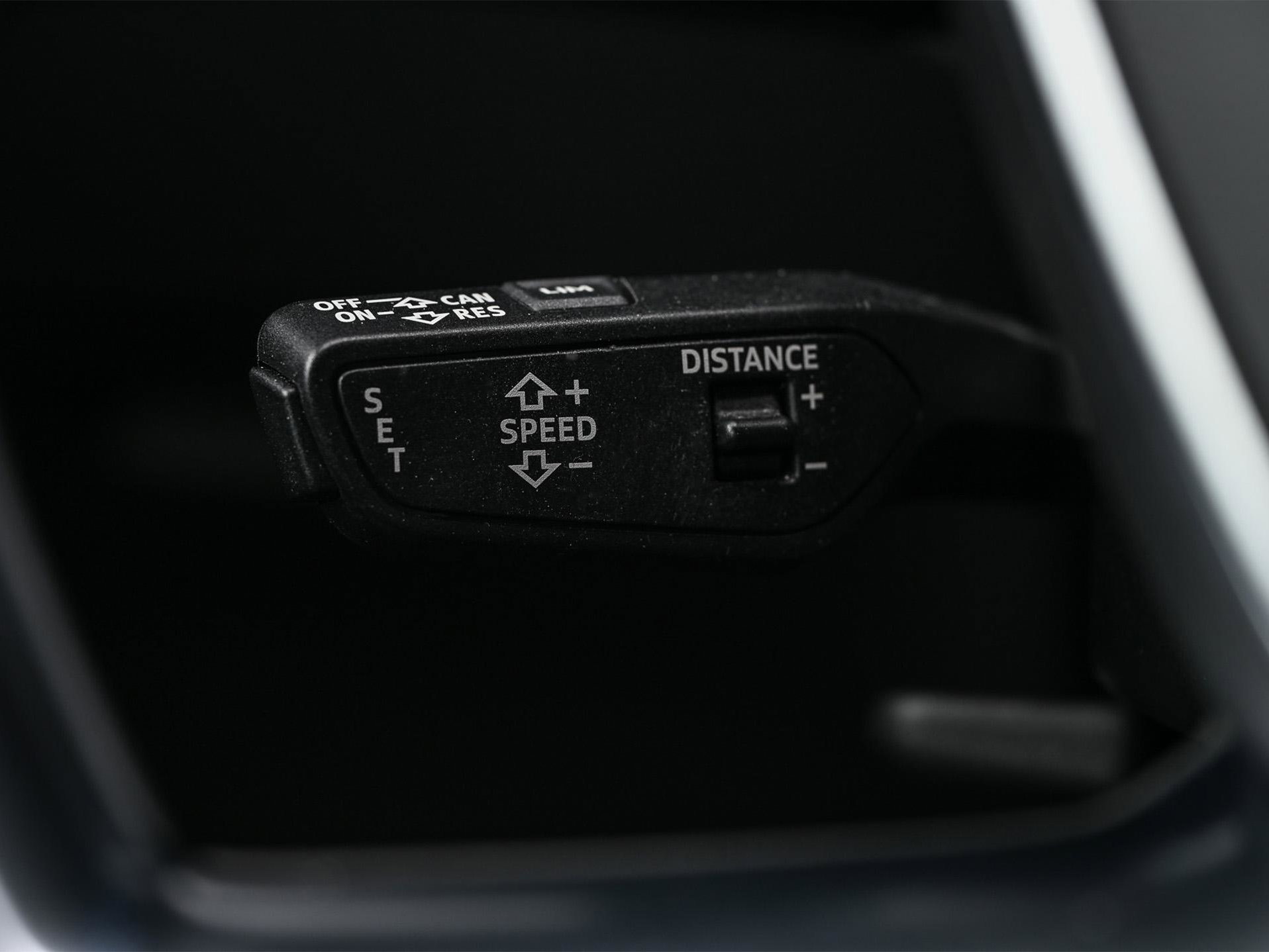 Audi e-tron - 4