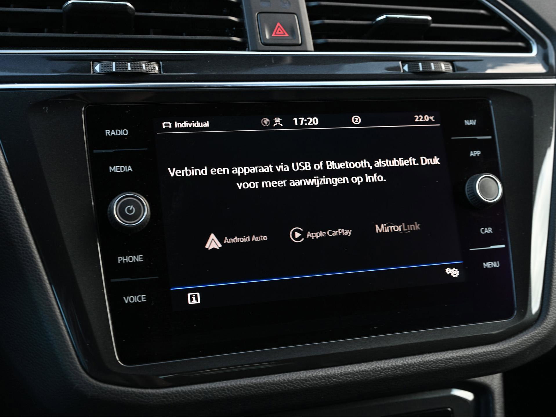 Volkswagen Tiguan - 13