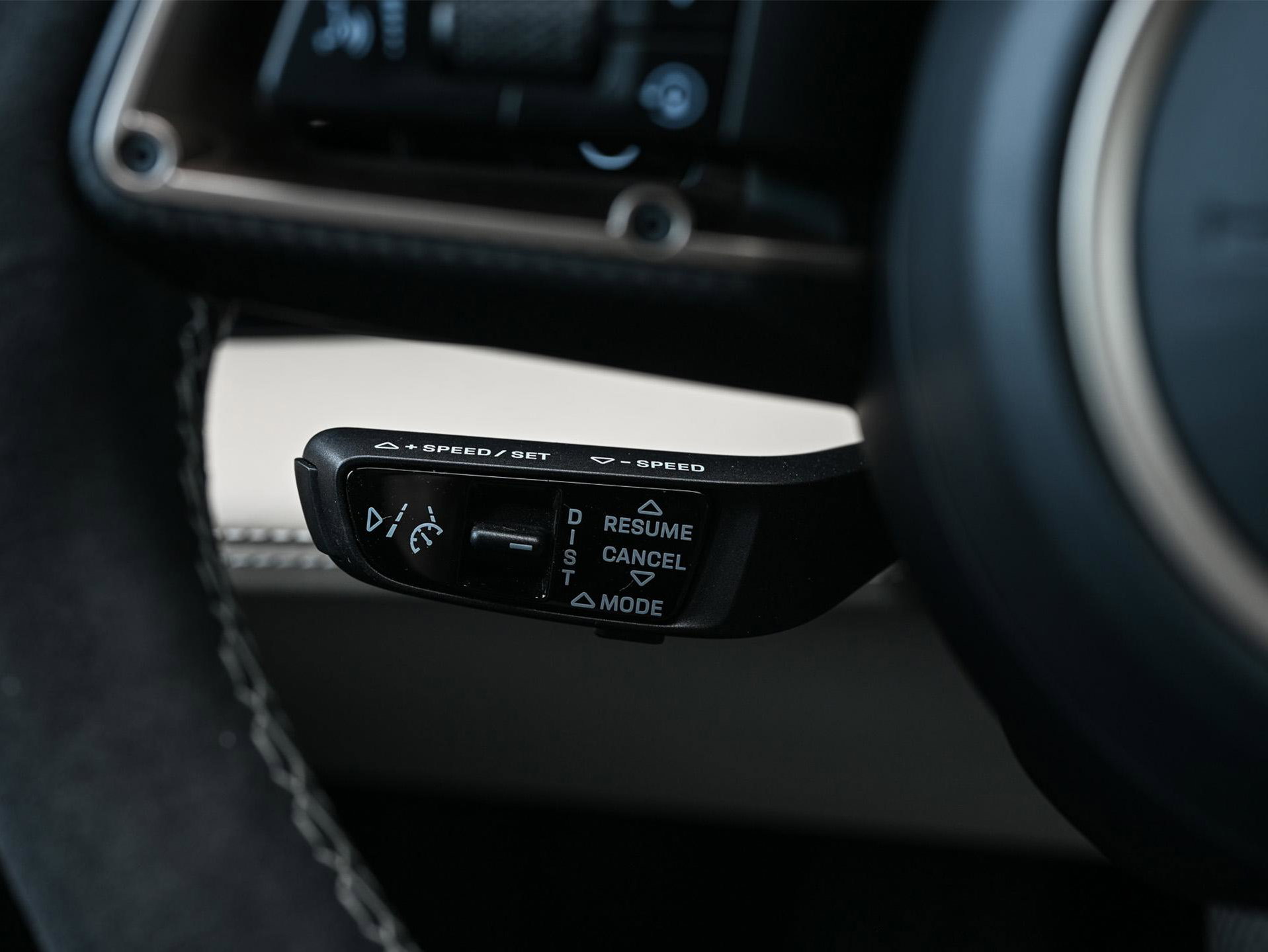 Porsche Taycan Sport Turismo - 26