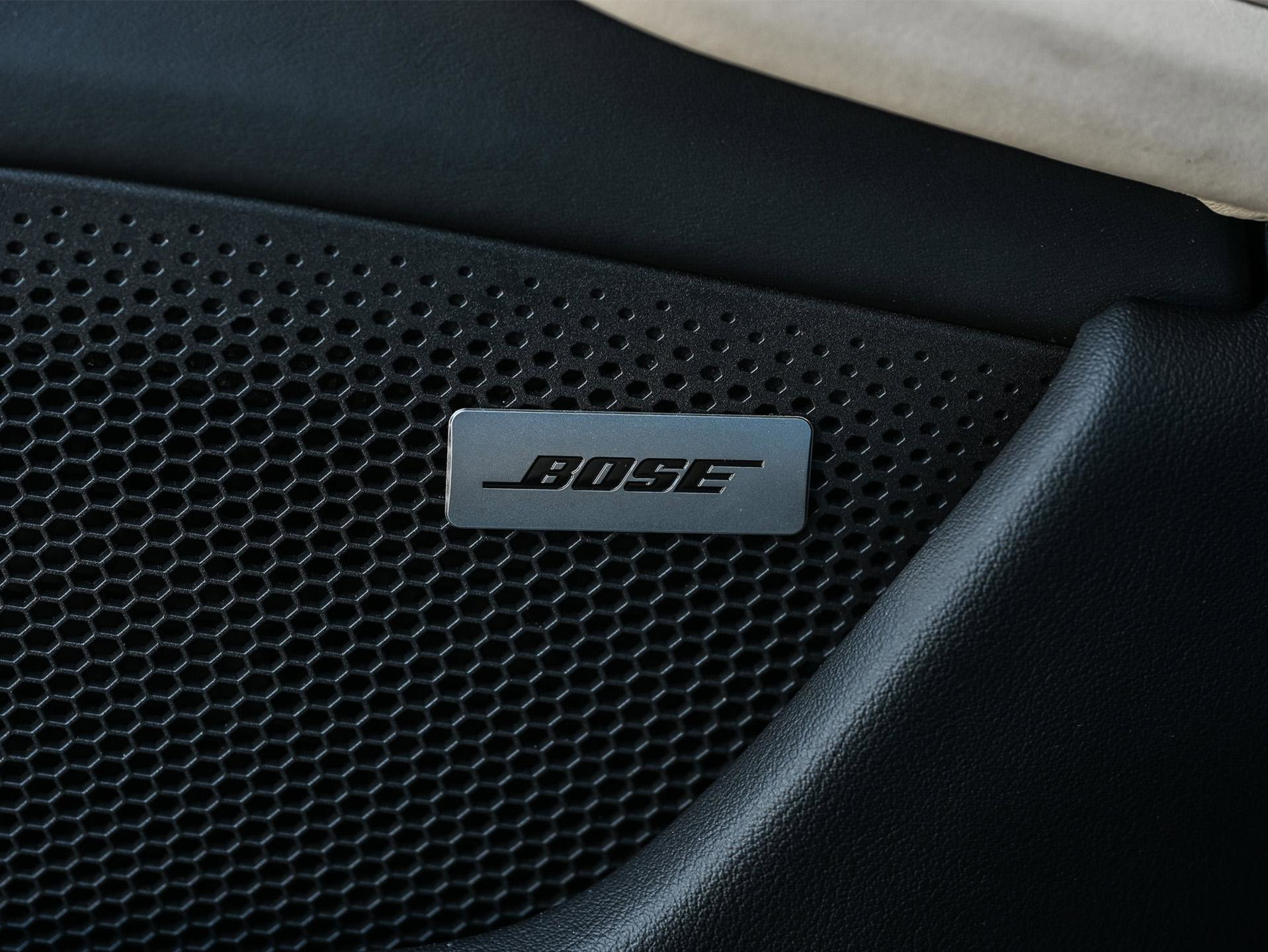 Porsche Taycan Sport Turismo - 2