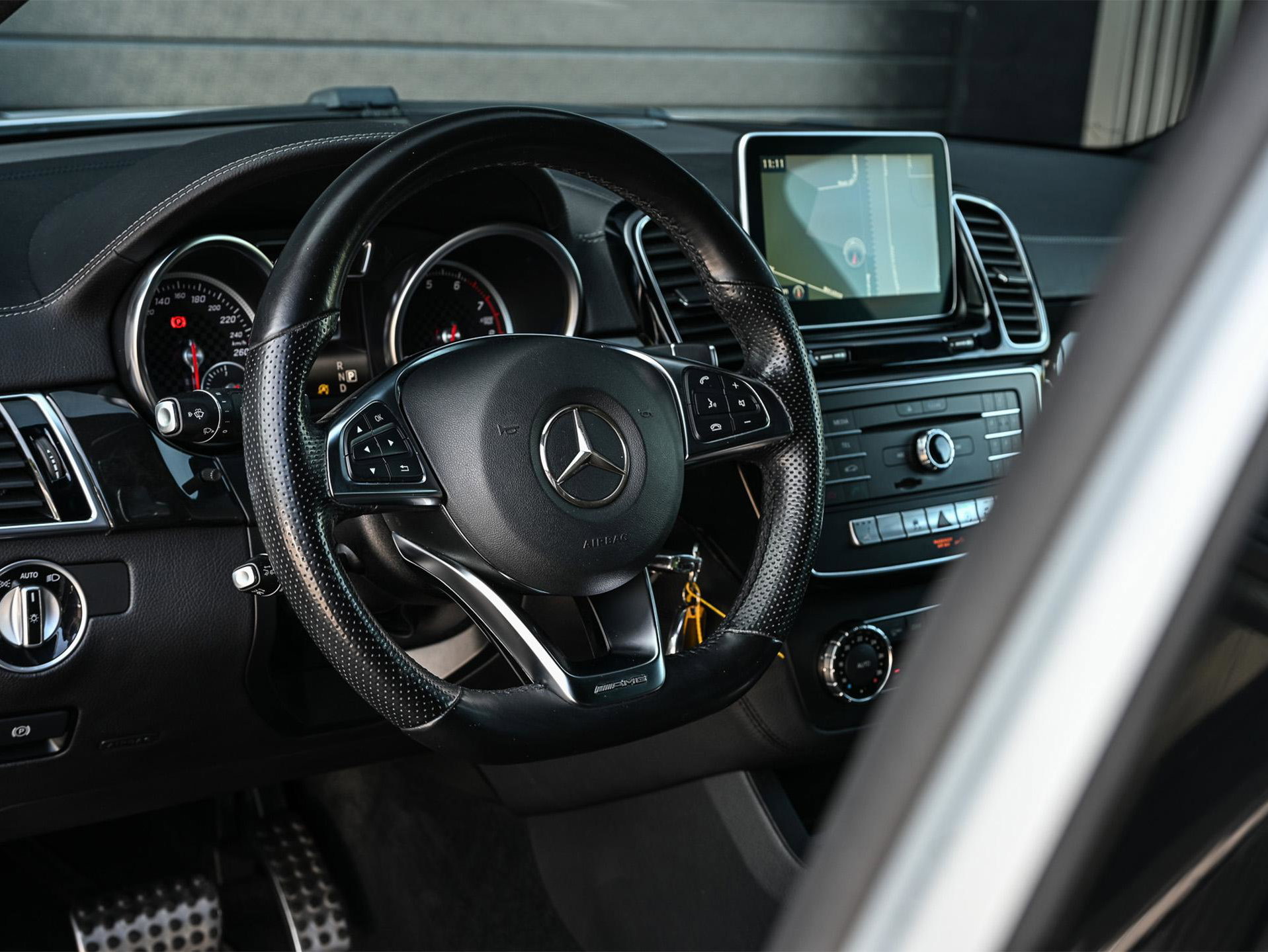Mercedes-Benz GLE - 18