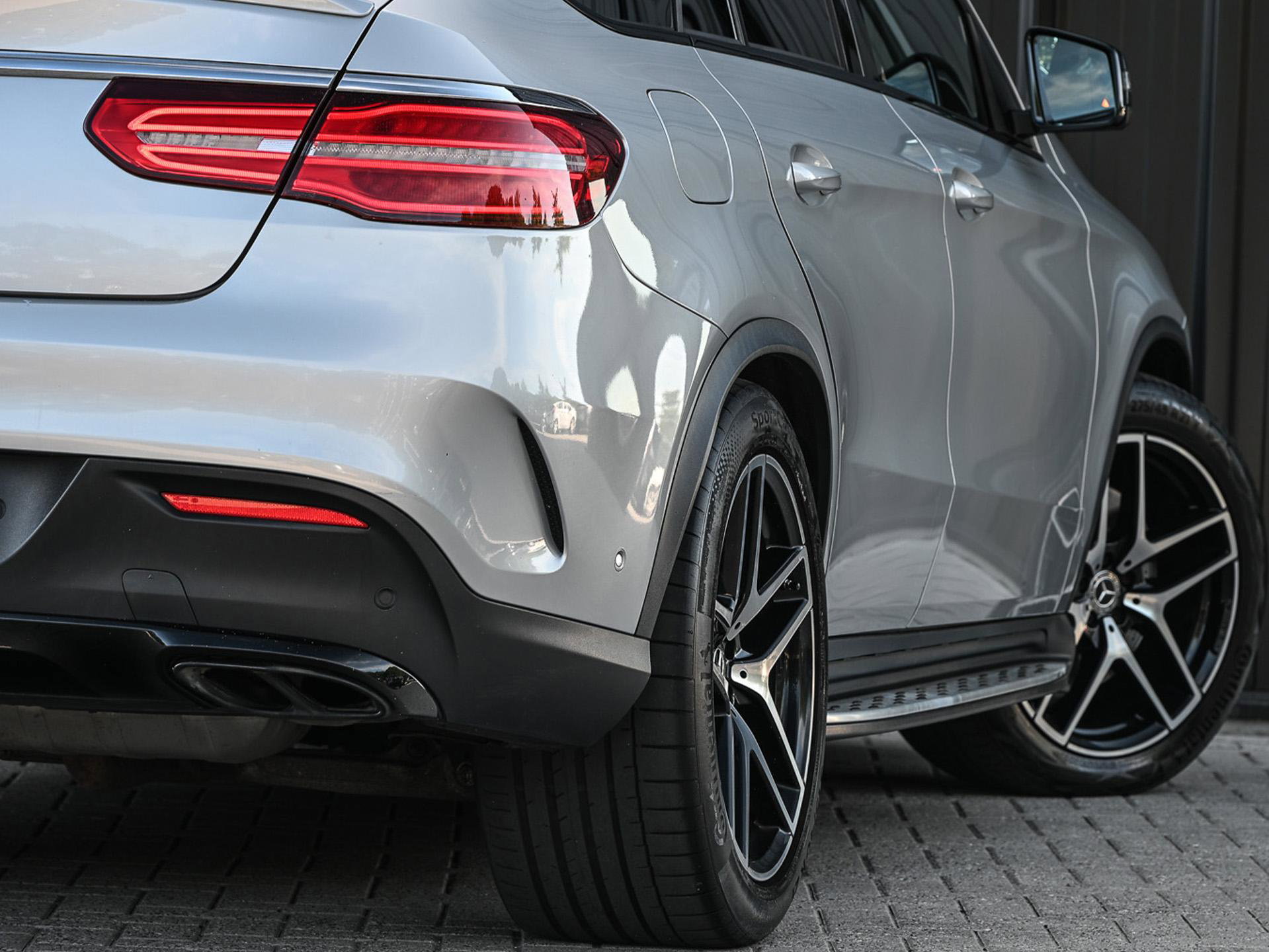 Mercedes-Benz GLE - 25