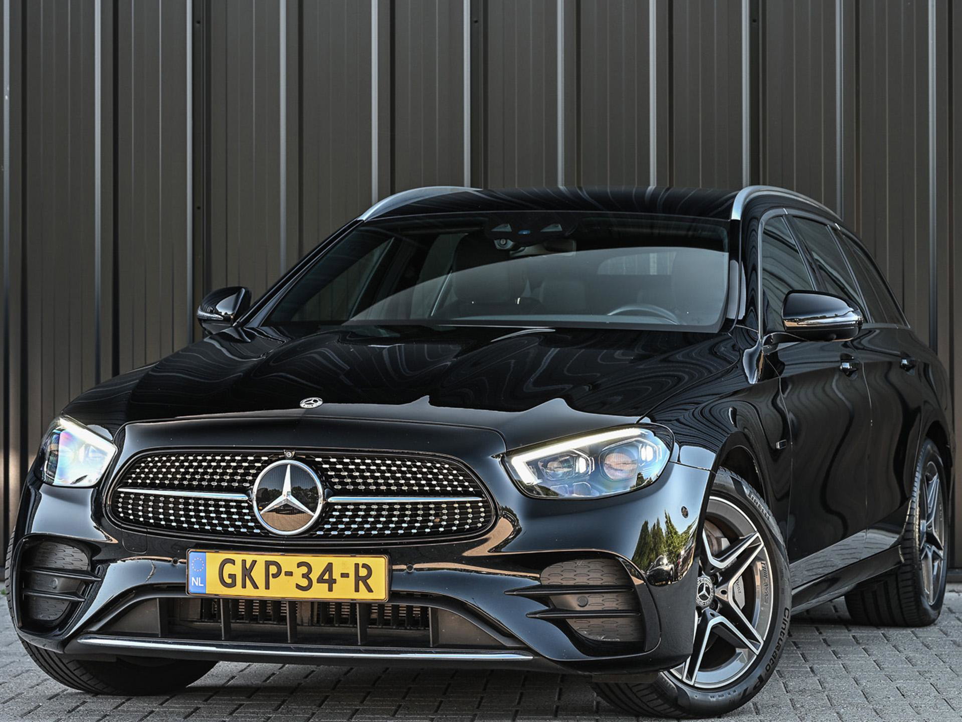 Mercedes-Benz E-Klasse - 0