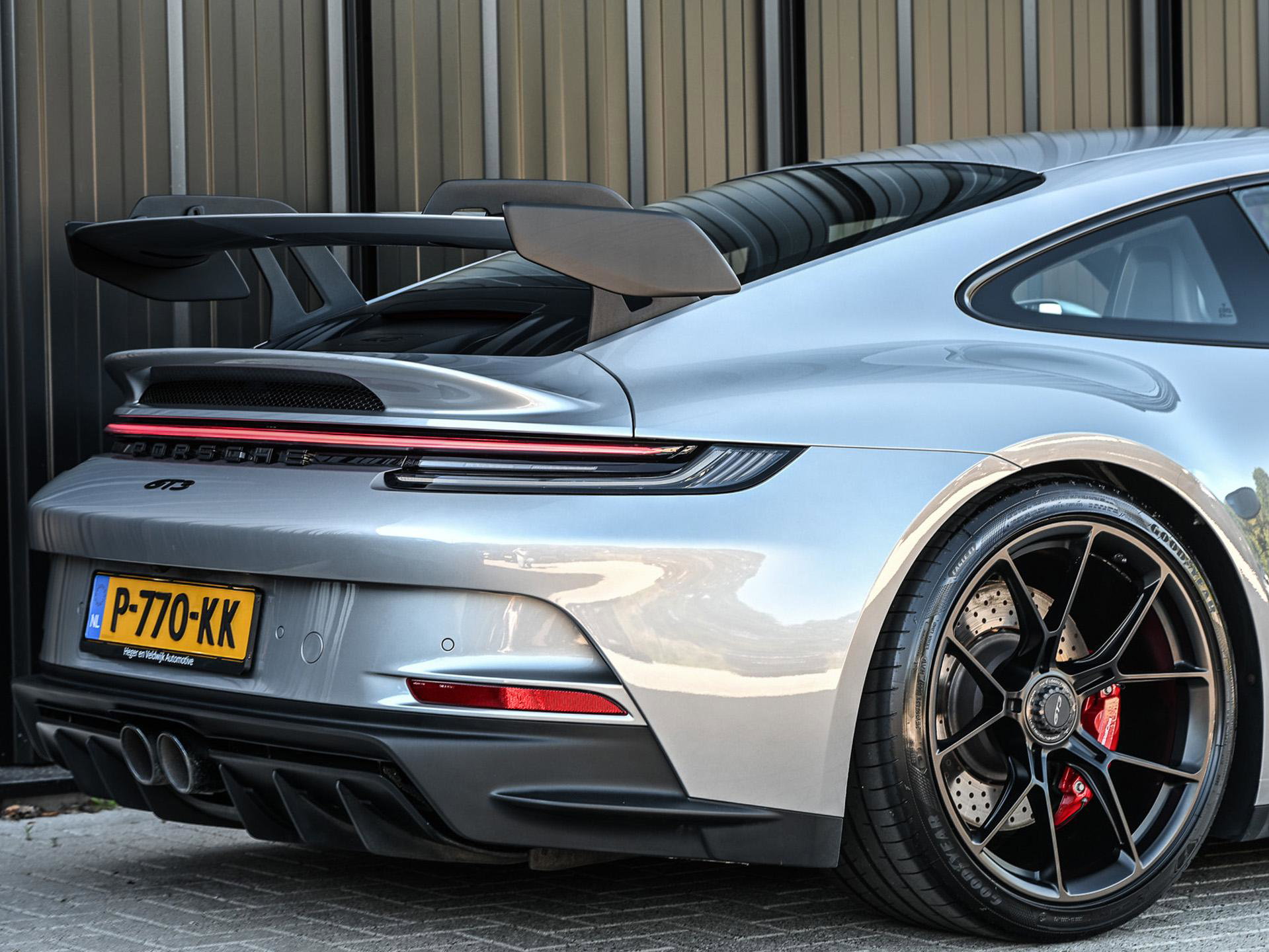 Porsche 911 - 12