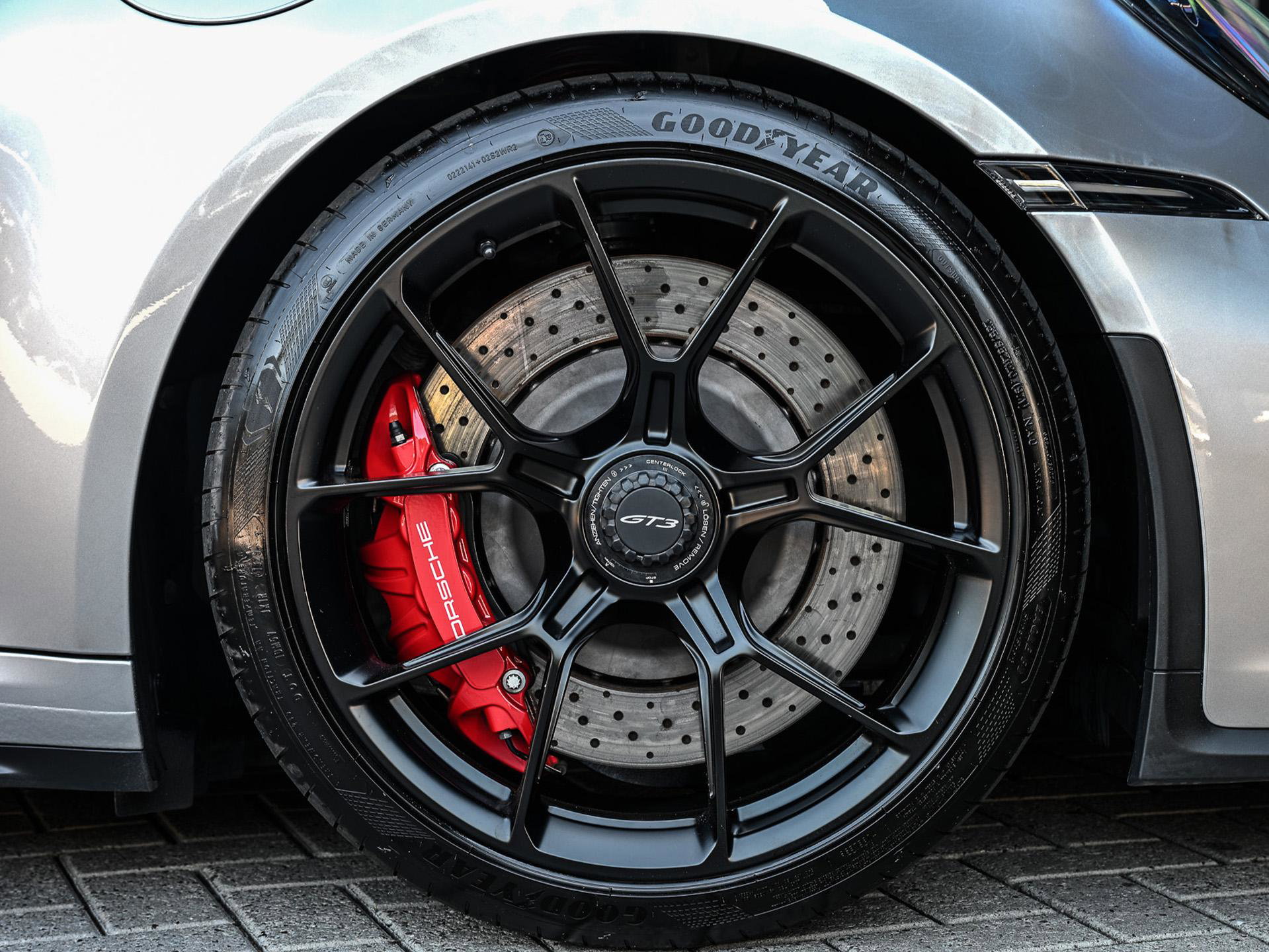 Porsche 911 - 27