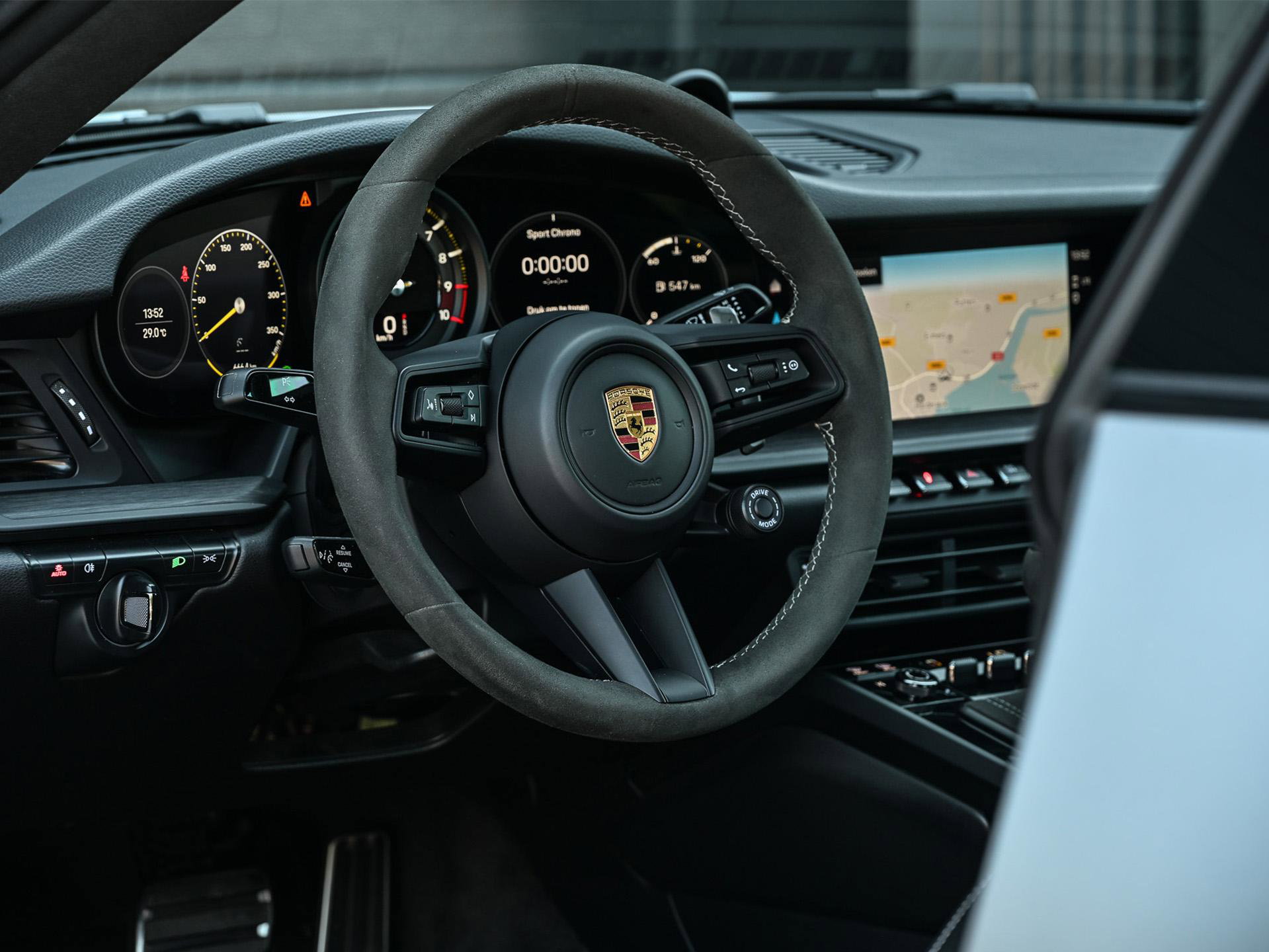 Porsche 911 - 33