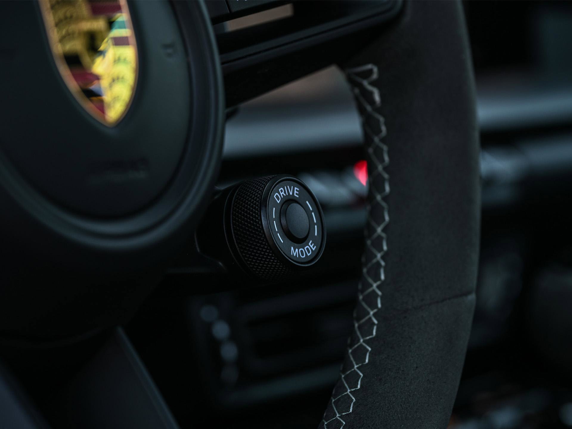 Porsche 911 - 34