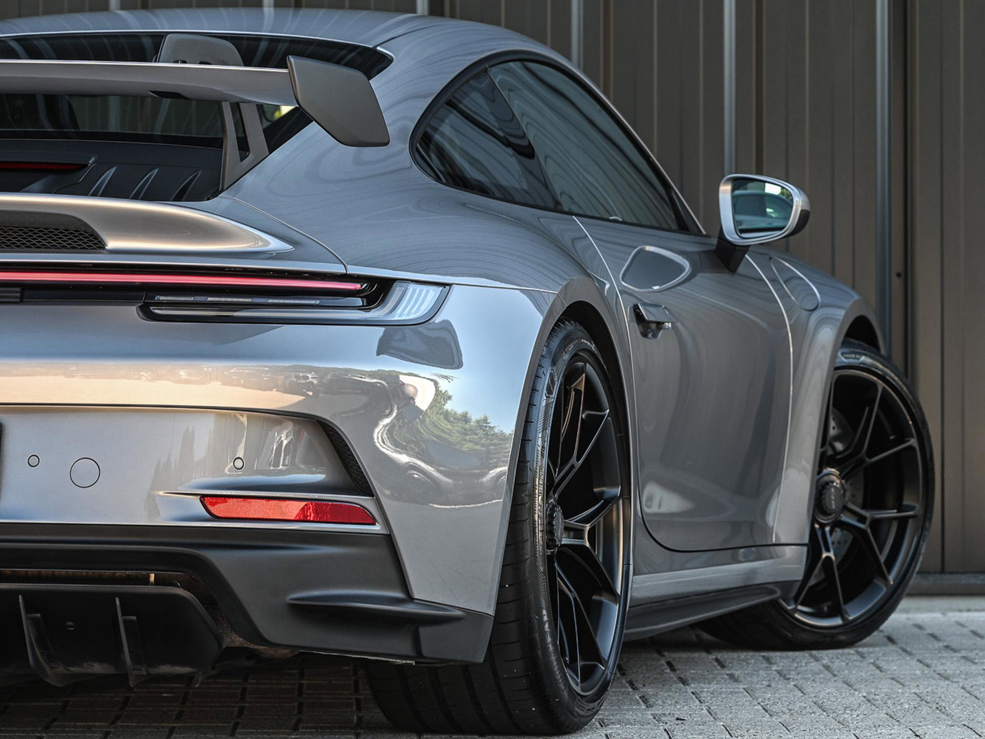 Porsche 911 - 42