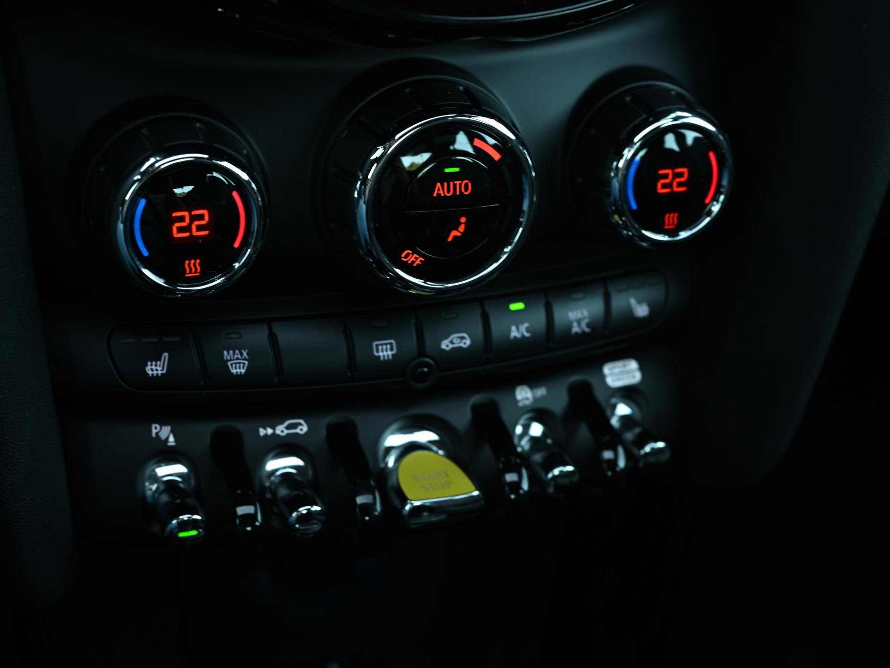 MINI Electric - 12