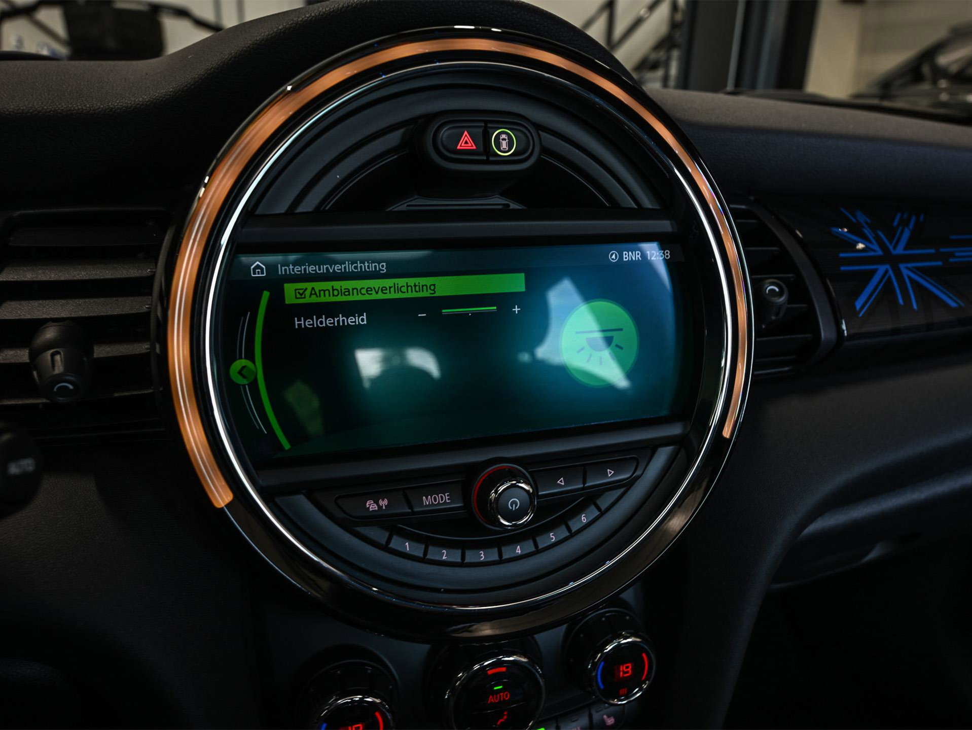 MINI Electric - 9