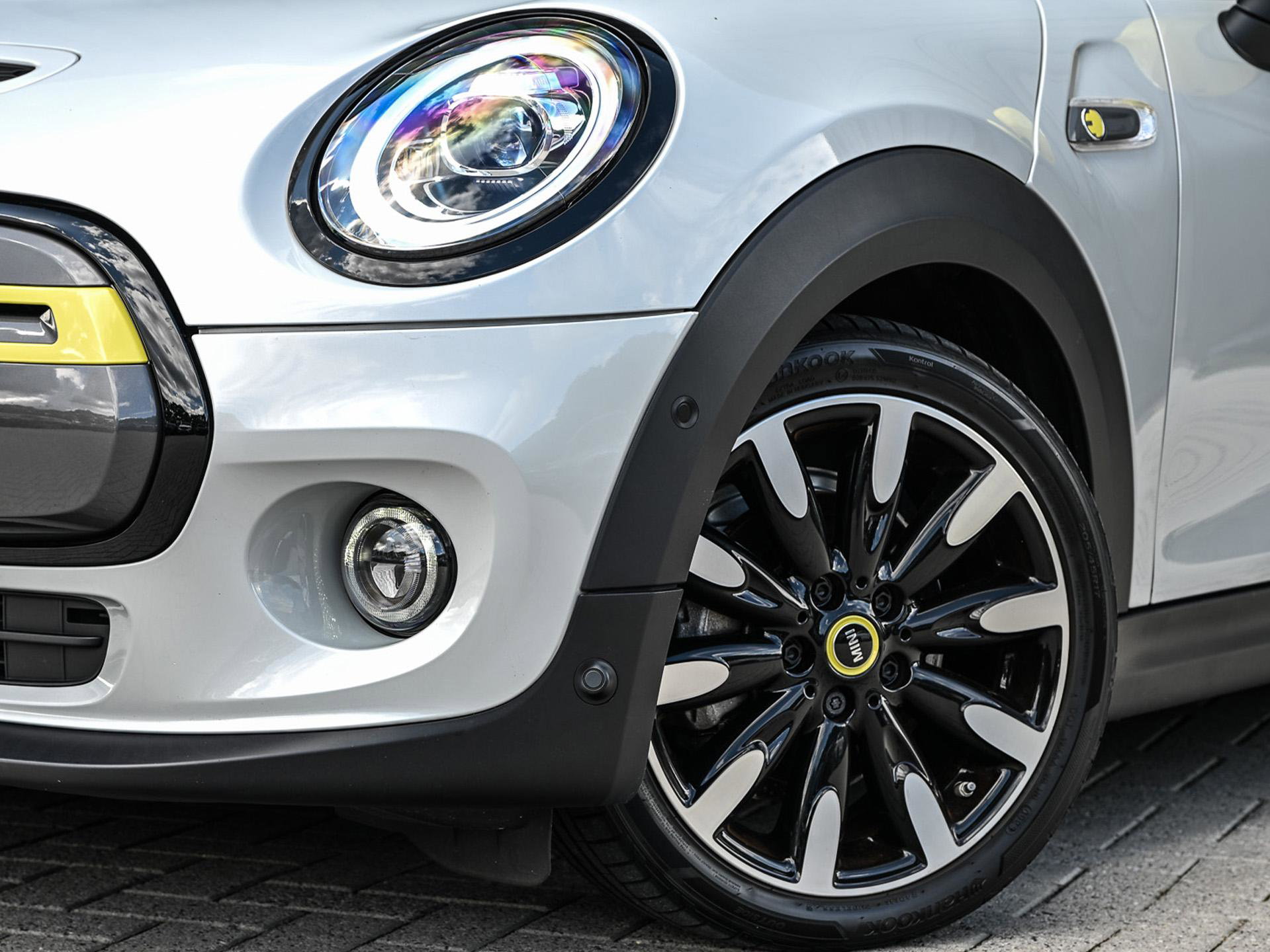 MINI Electric - 7