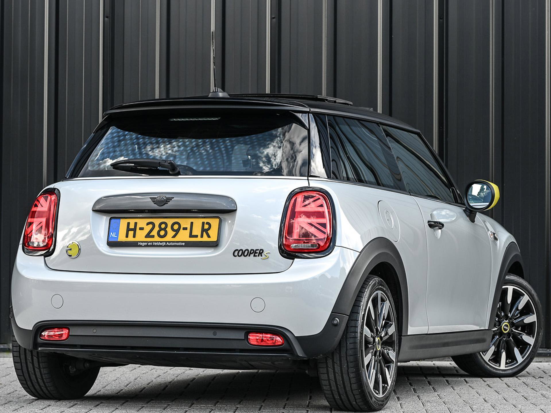 MINI Electric - 6