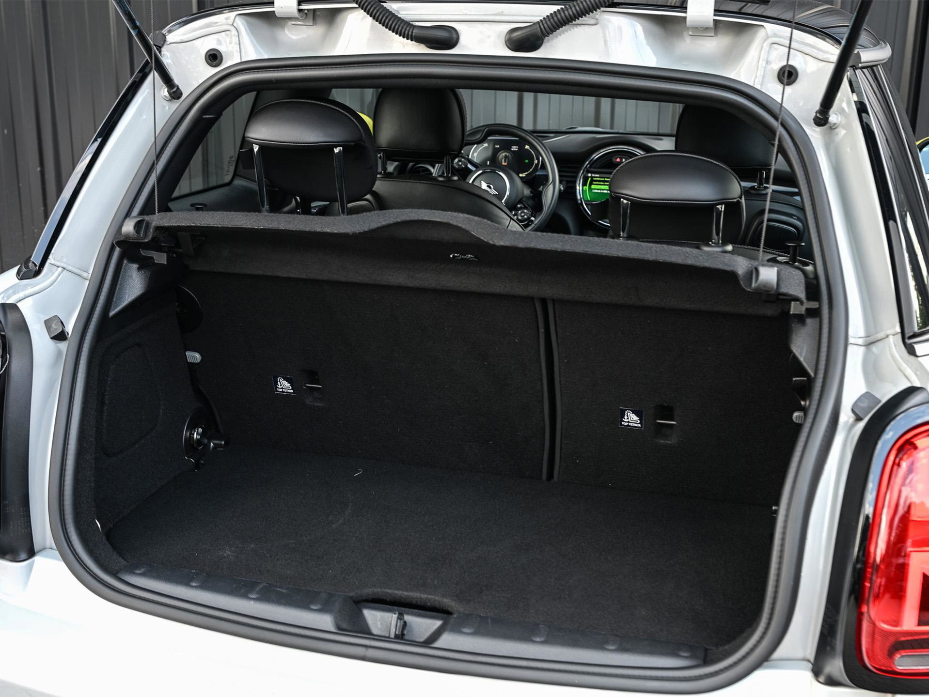 MINI Electric - 27