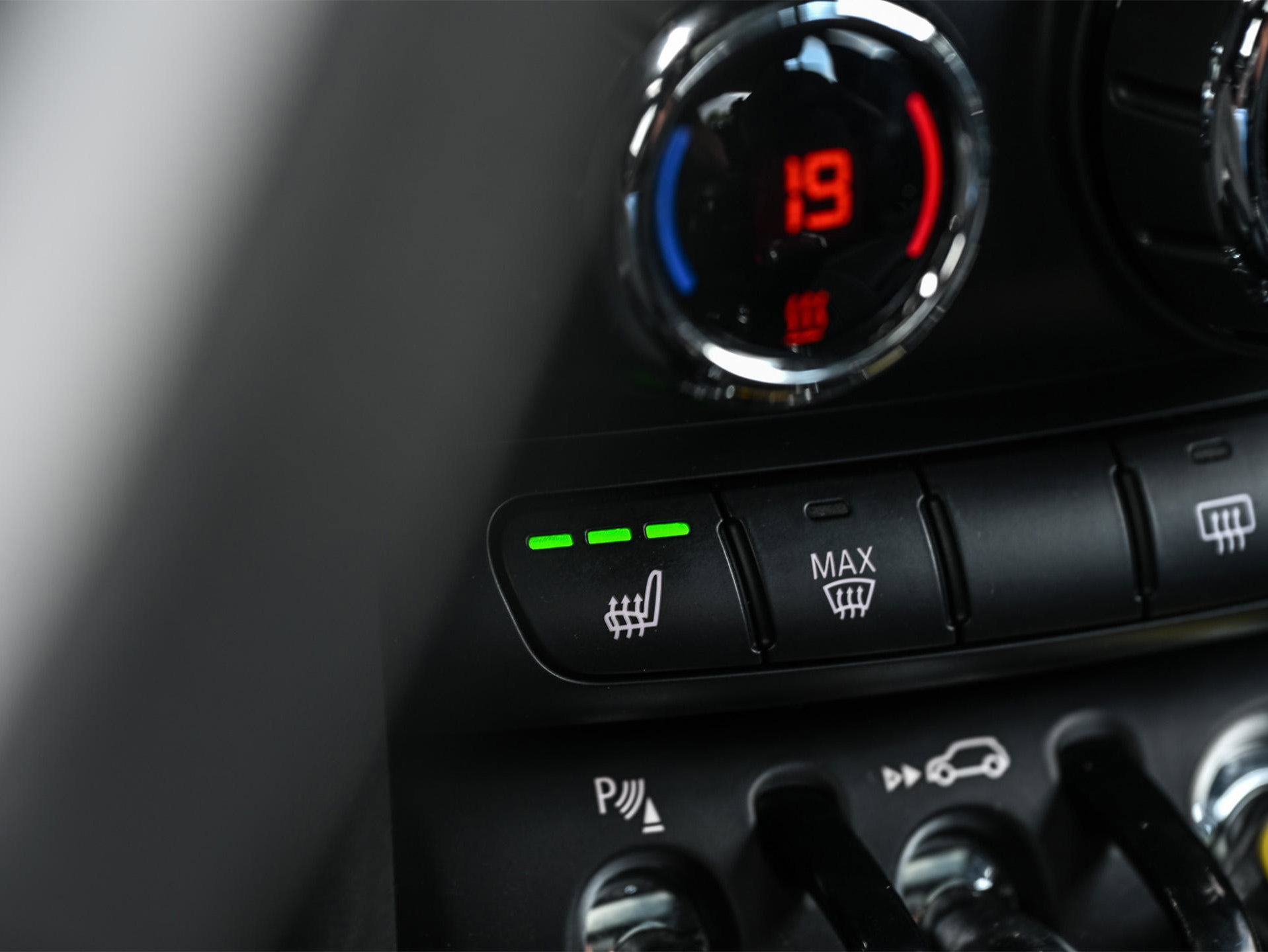 MINI Electric - 5