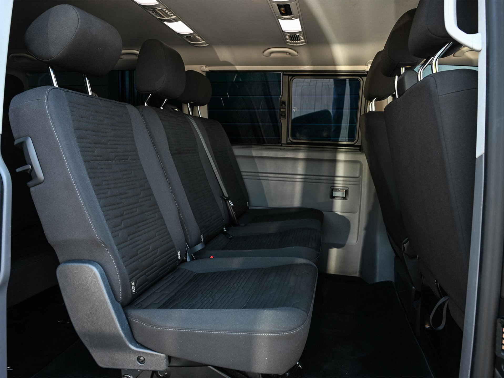 Volkswagen Transporter Caravelle - 22