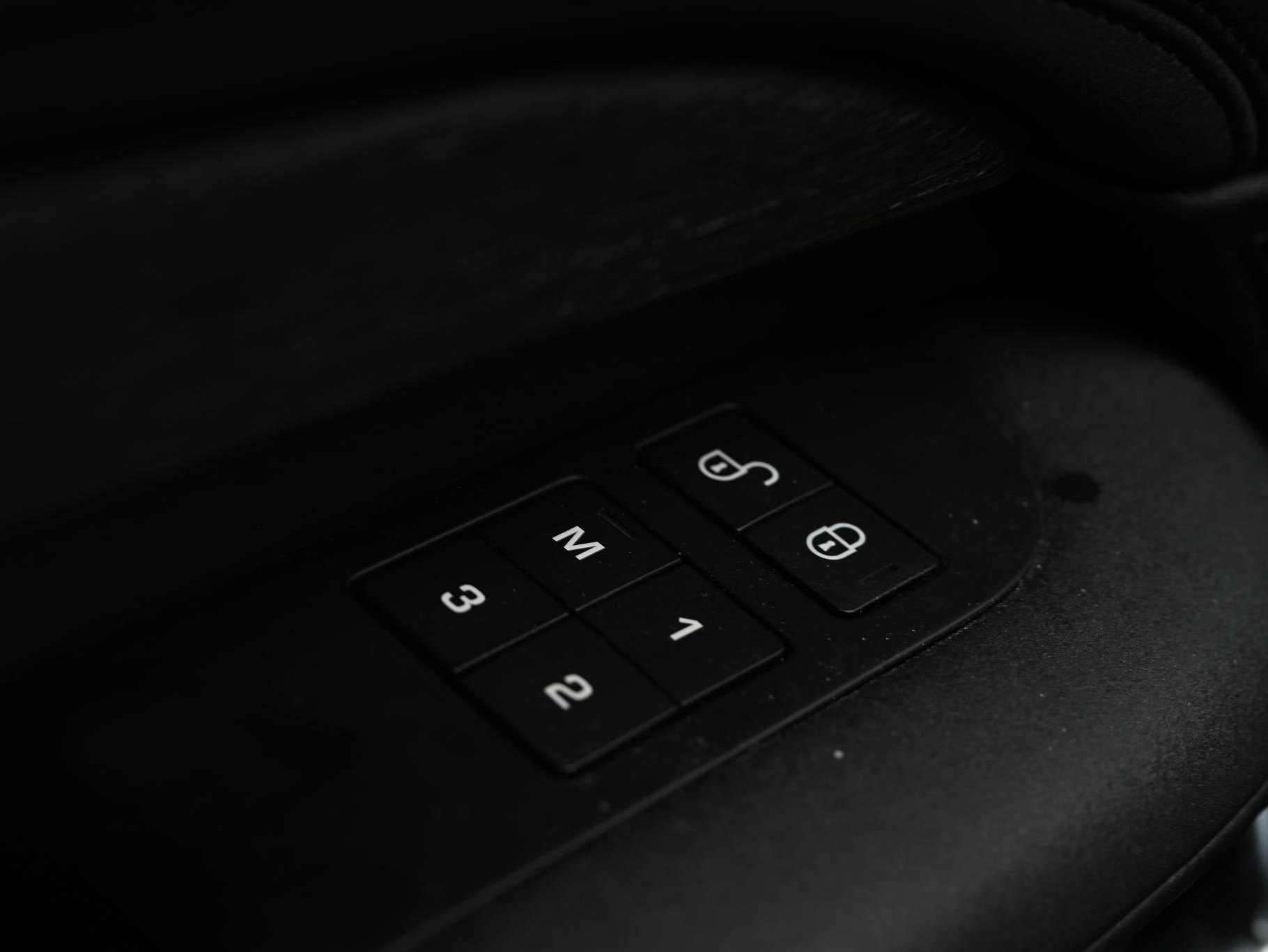 Land Rover Discovery - 6