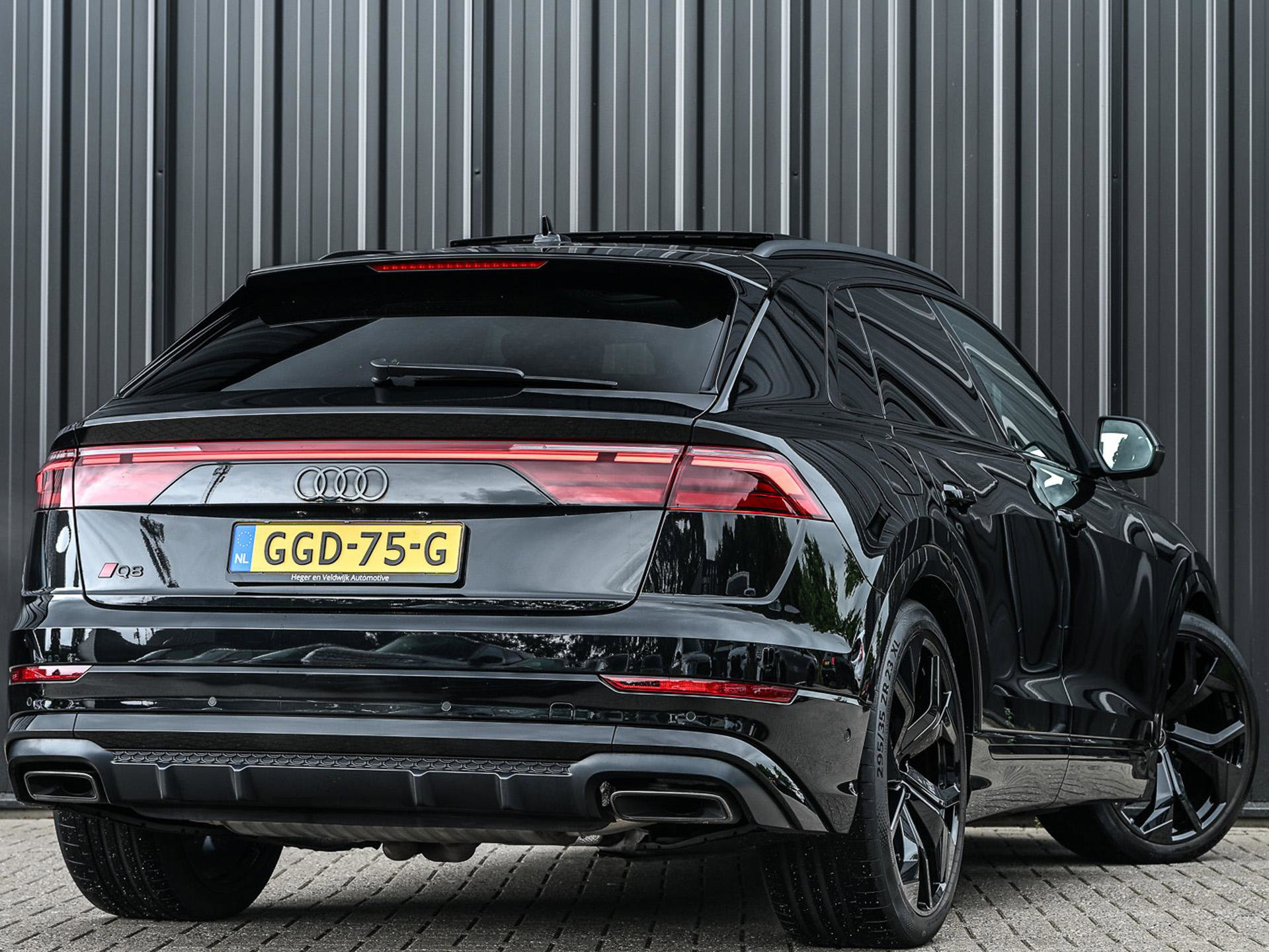 Audi Q8 - 9